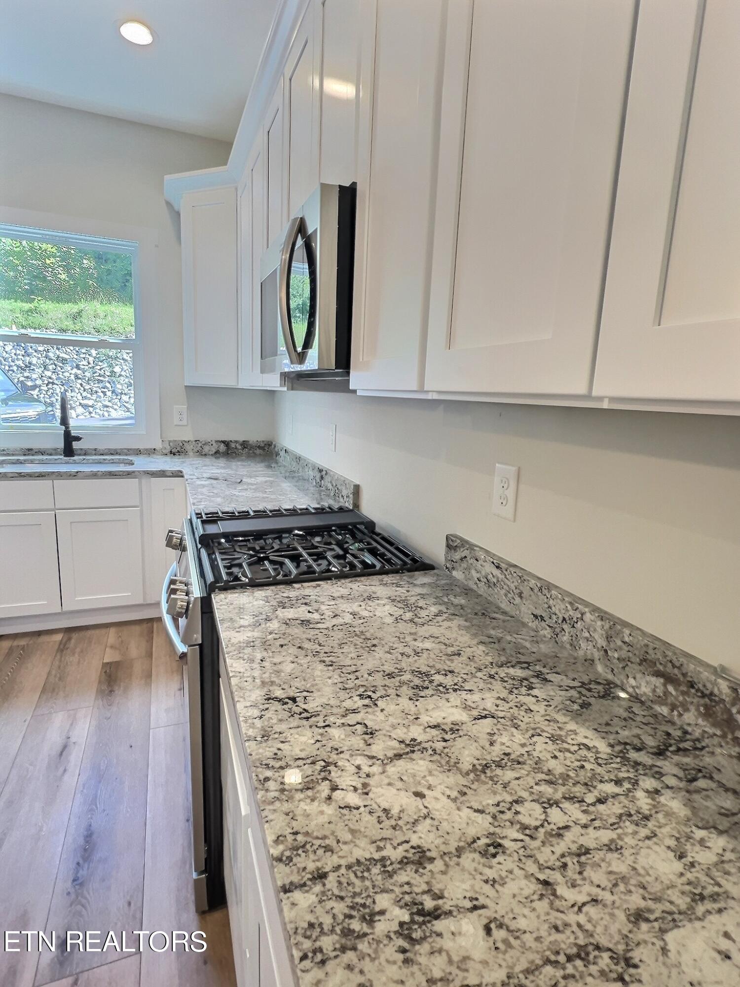 522 Lindsey Mill Circle, 3