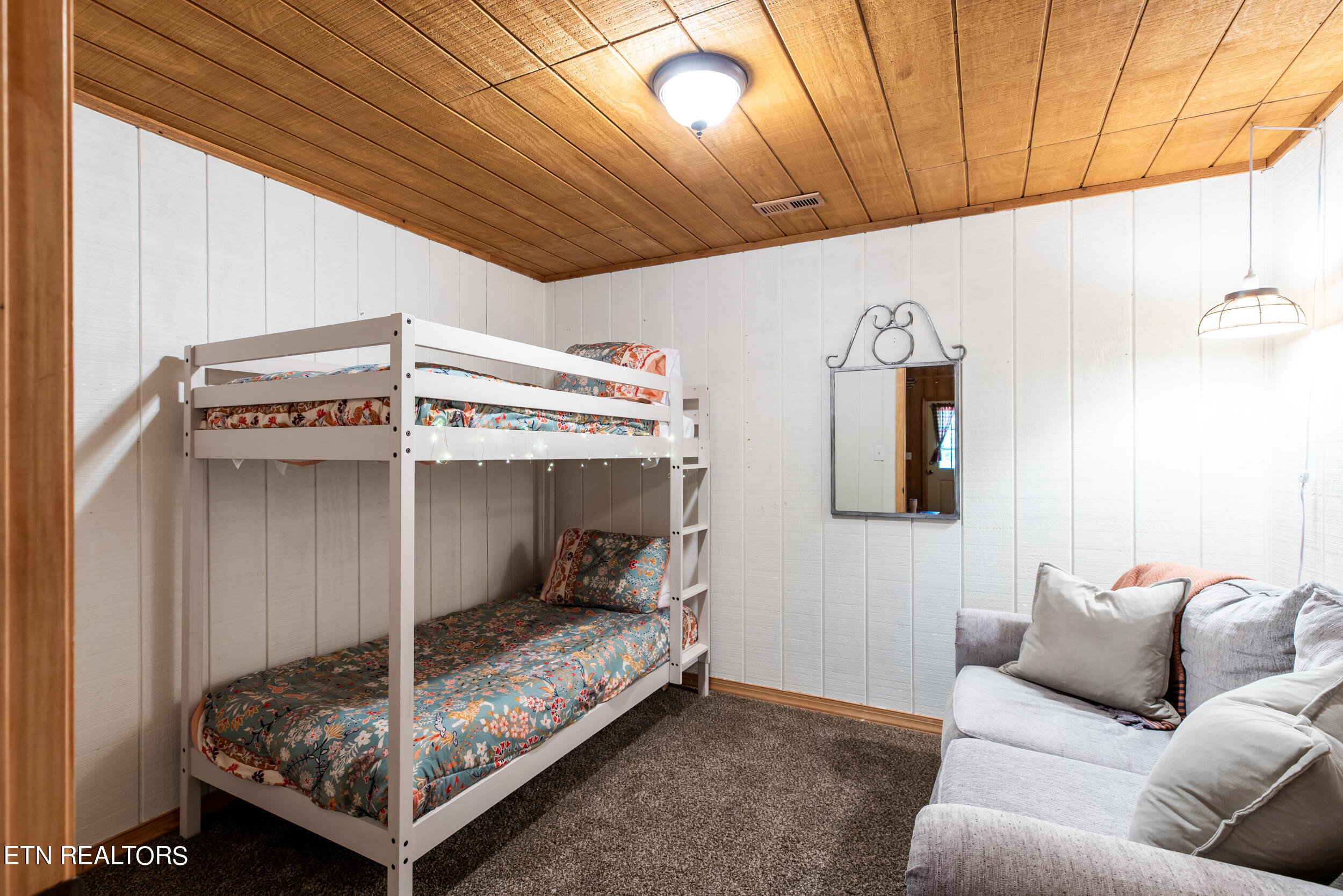 1194 Cove Pointe Rd, LaFollette