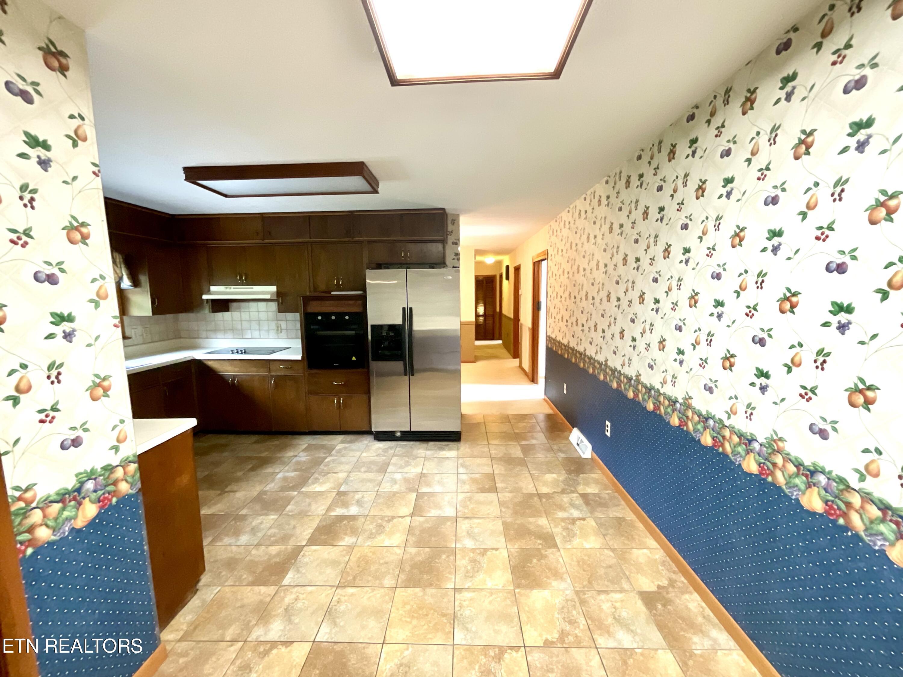 110 E Morningside Park, LaFollette