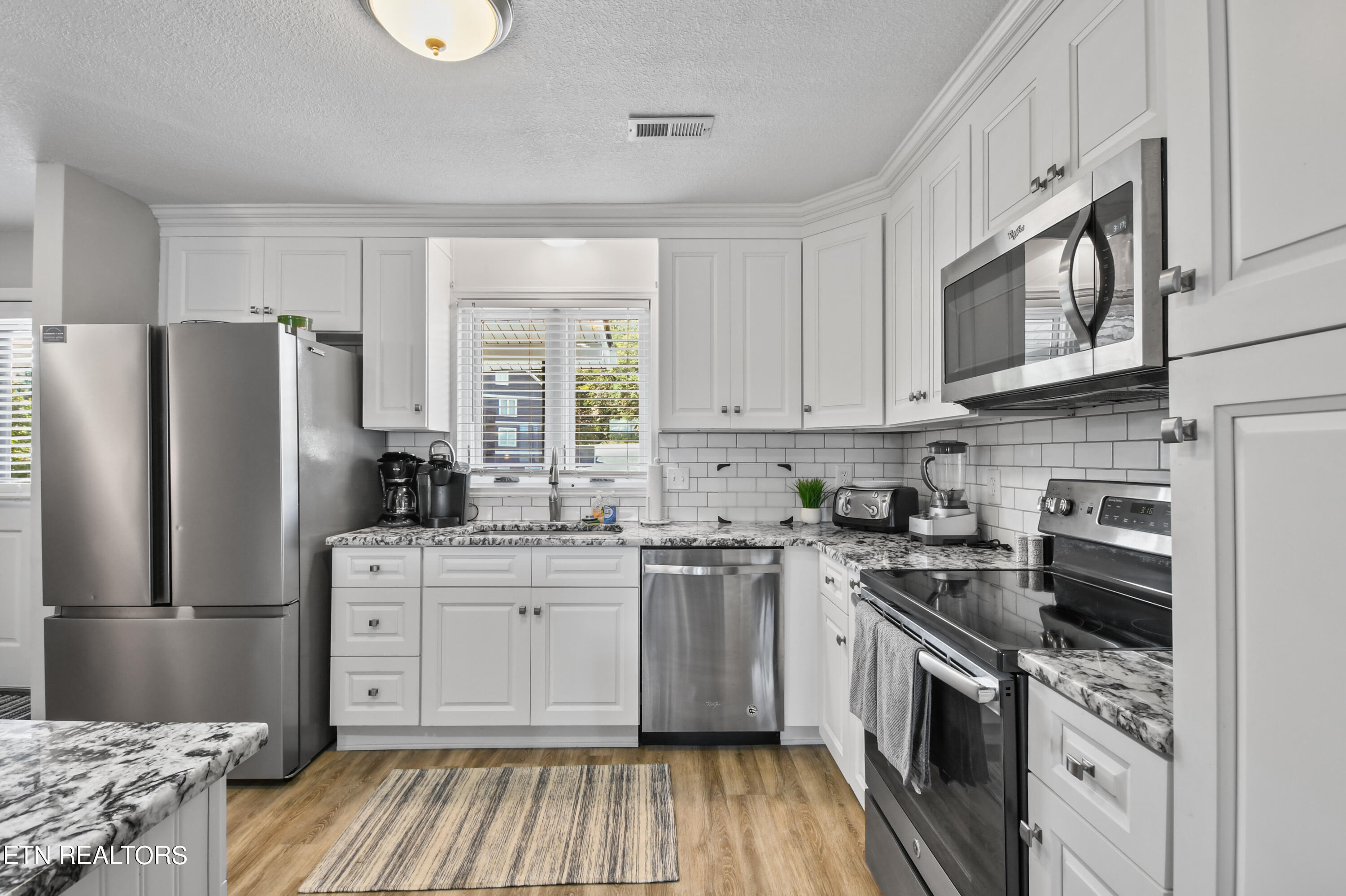 700 Shanghai Landing Lane, 9, LaFollette Unit: 9