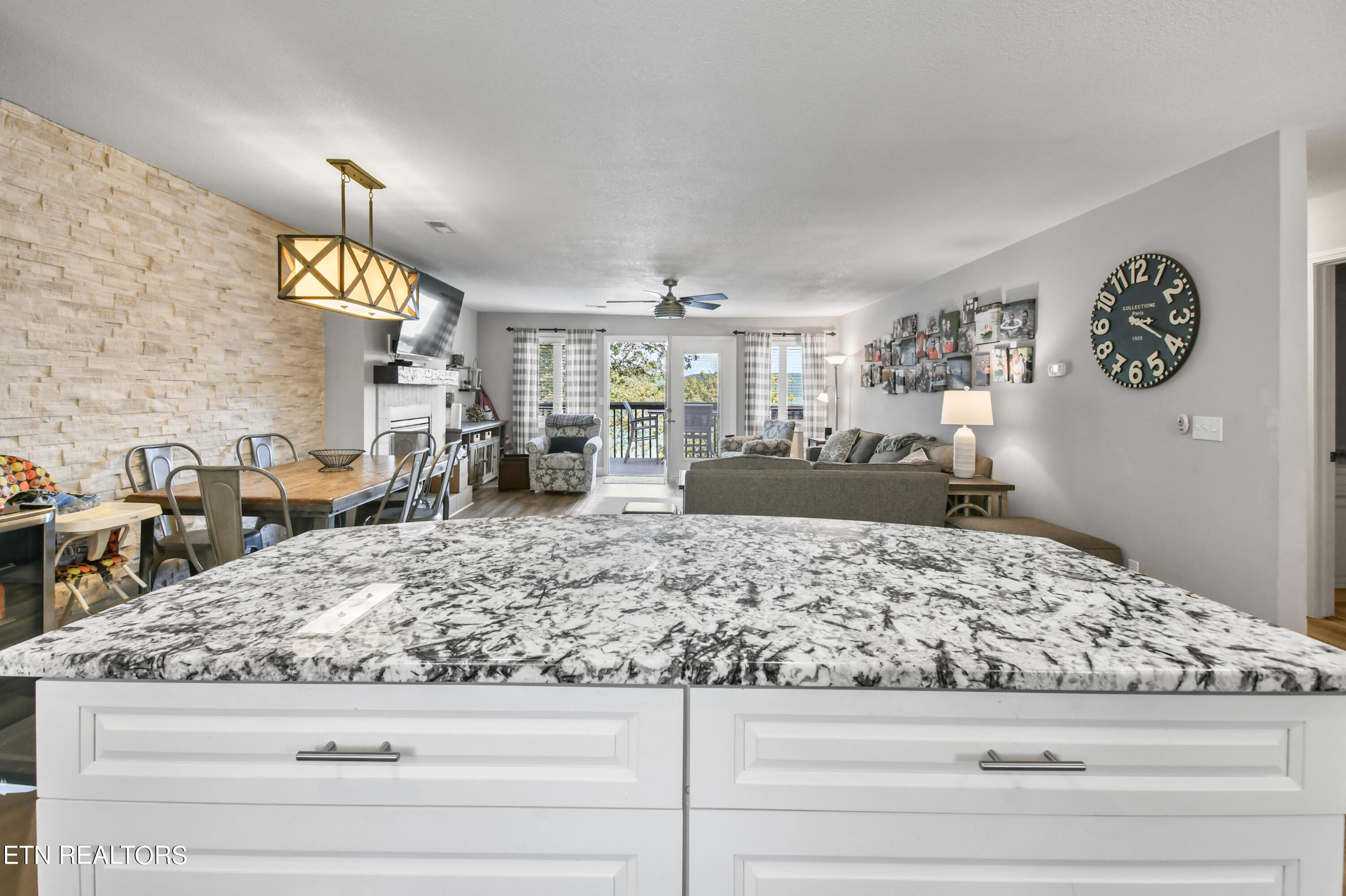 700 Shanghai Landing Lane, 9, LaFollette Unit: 9