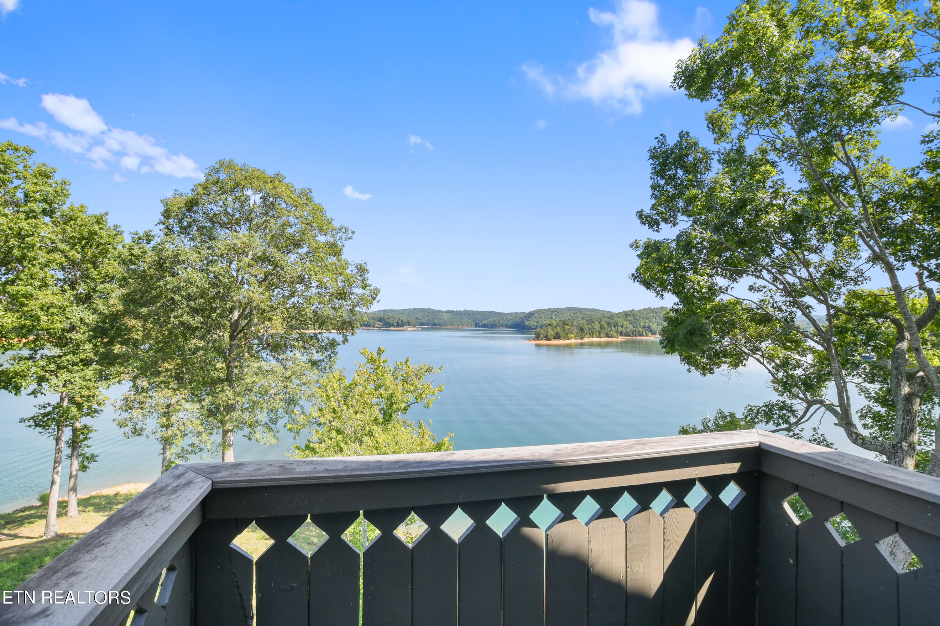 700 Shanghai Landing Lane, 9, LaFollette Unit: 9