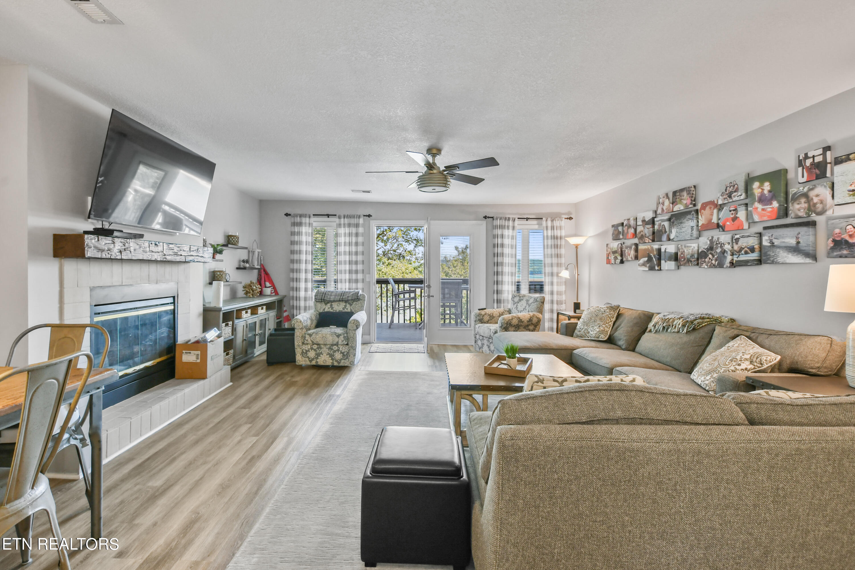 700 Shanghai Landing Lane, 9, LaFollette Unit: 9