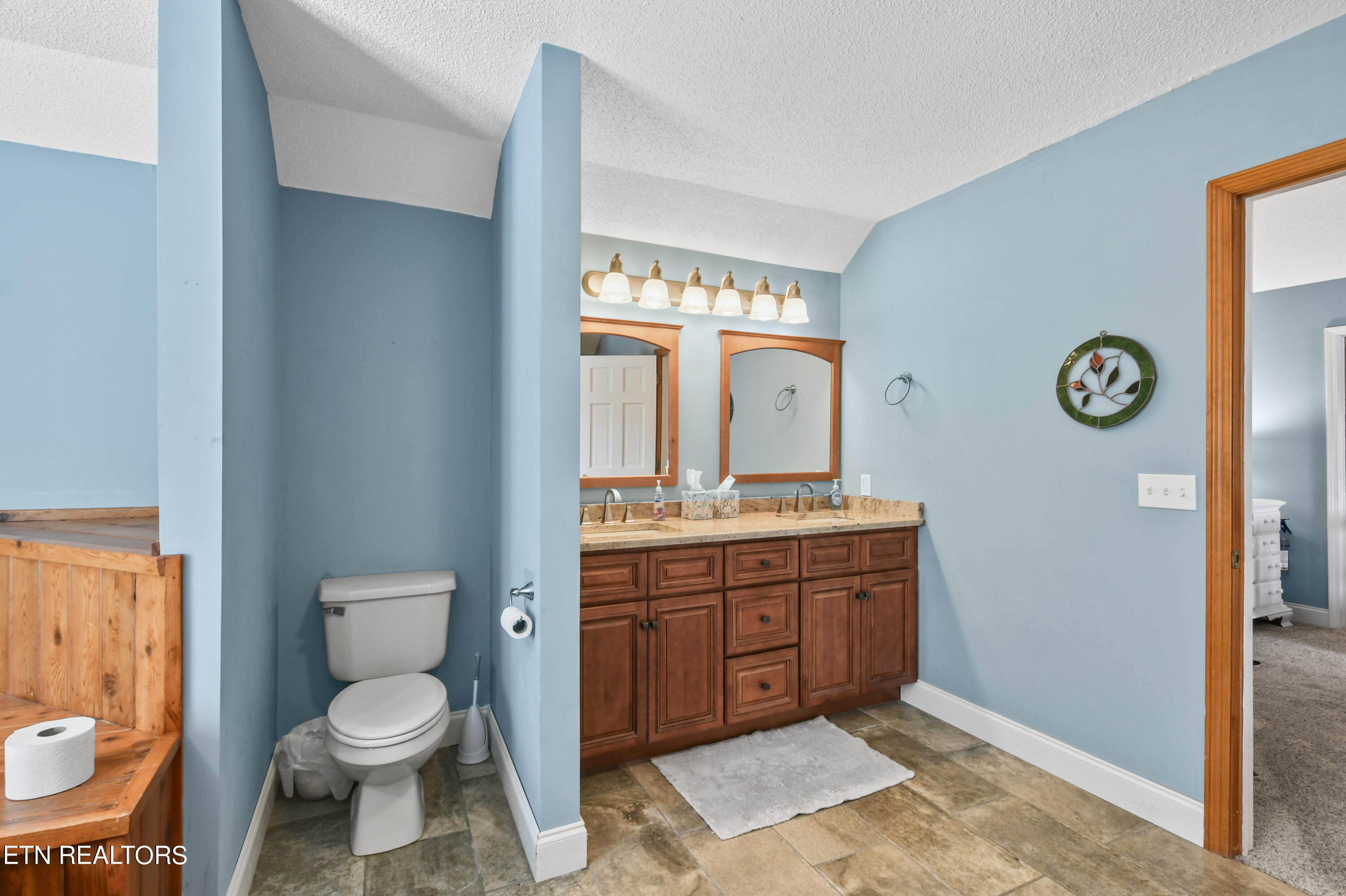 700 Shanghai Landing Lane, 9, LaFollette Unit: 9