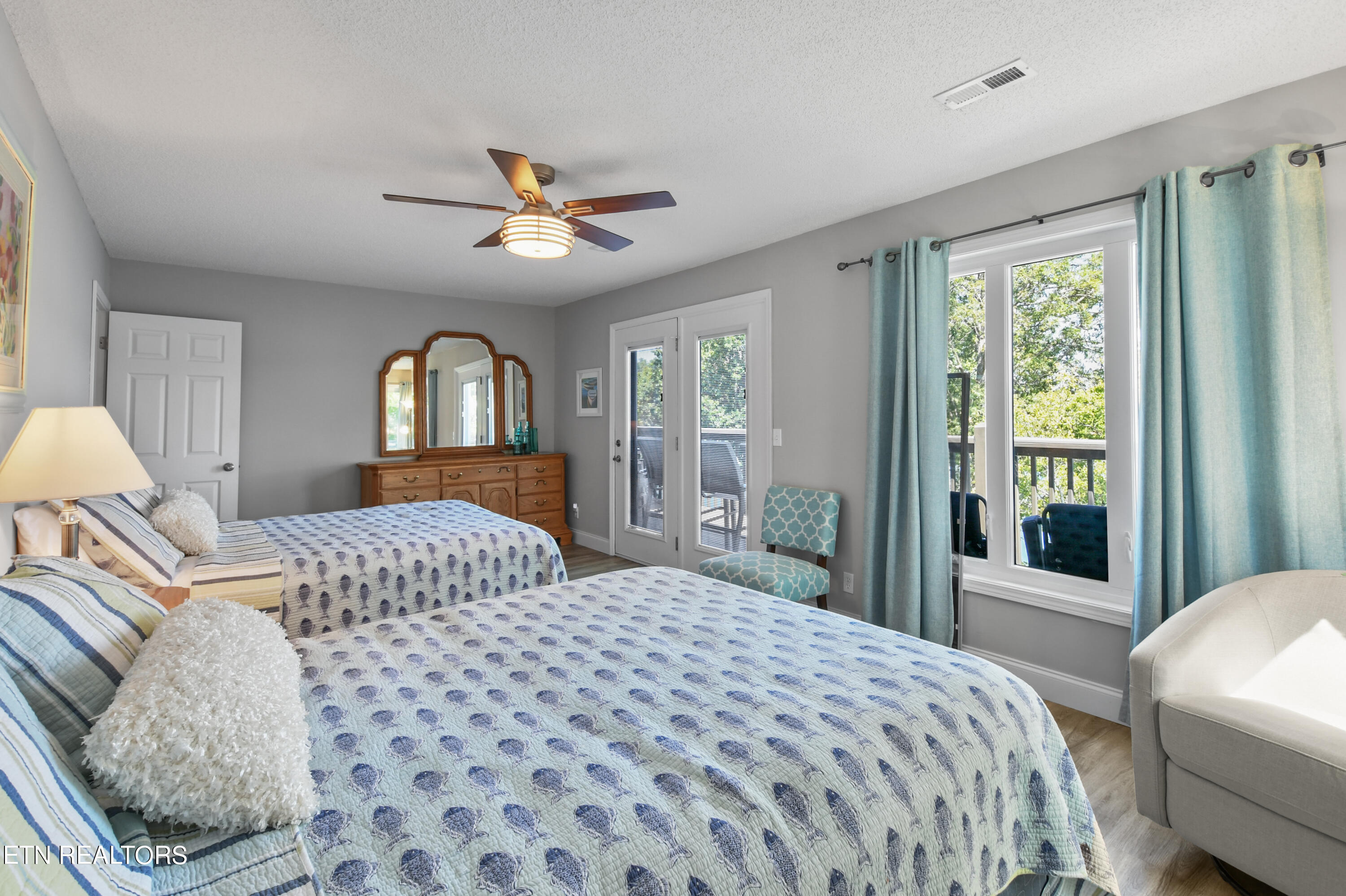 700 Shanghai Landing Lane, 9, LaFollette Unit: 9