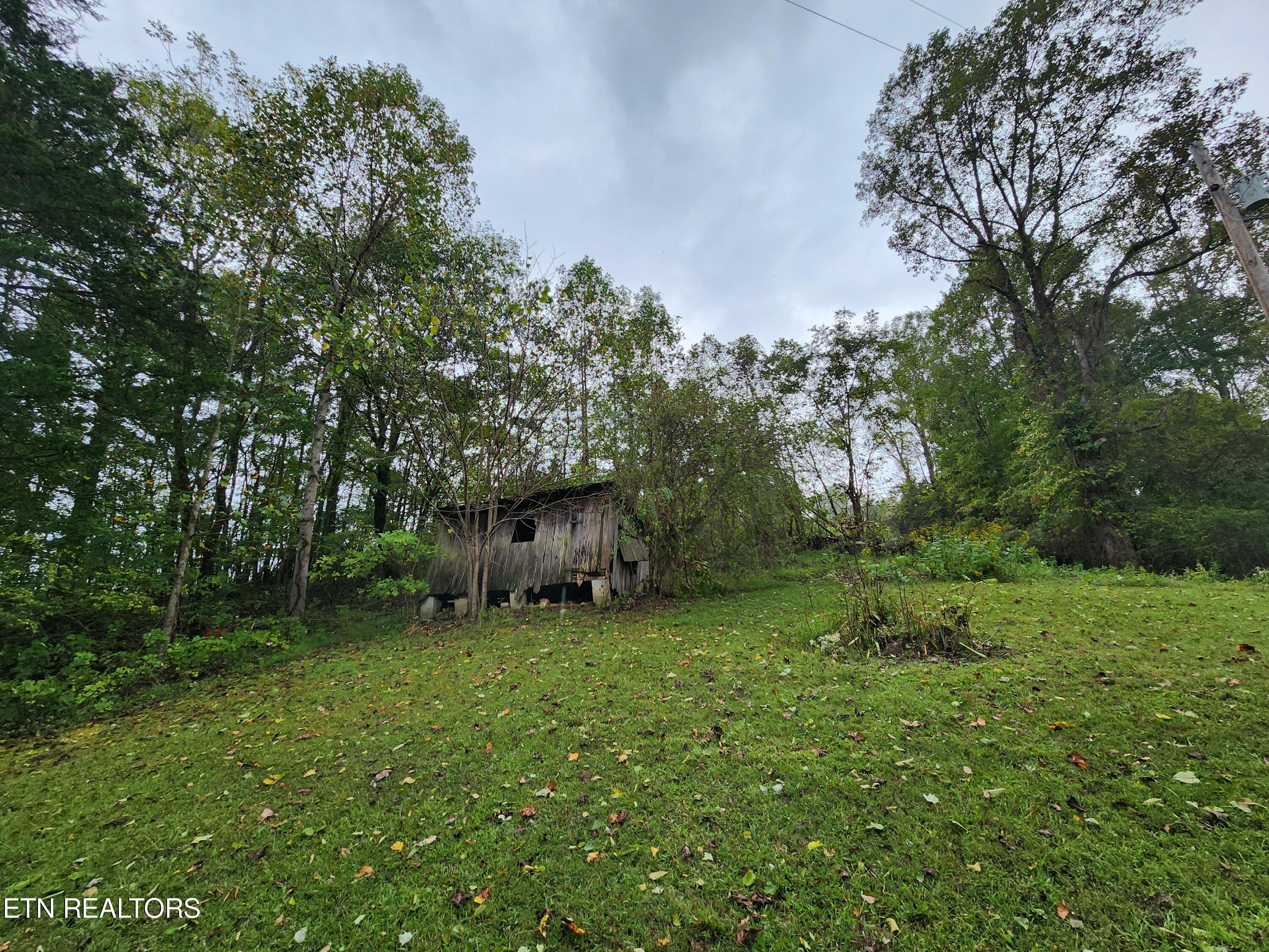 442 Parker Rd, LaFollette