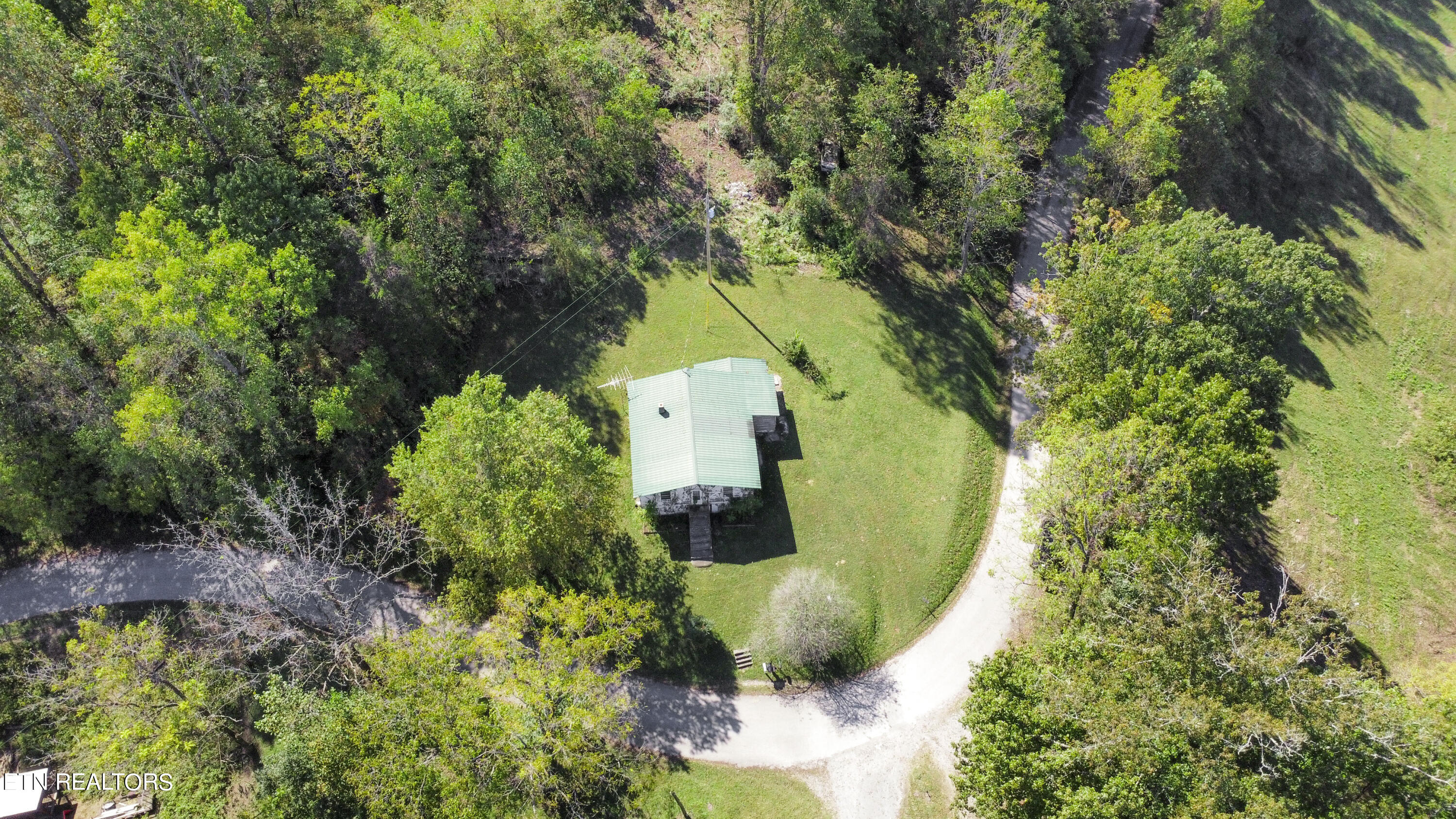 442 Parker Rd, LaFollette