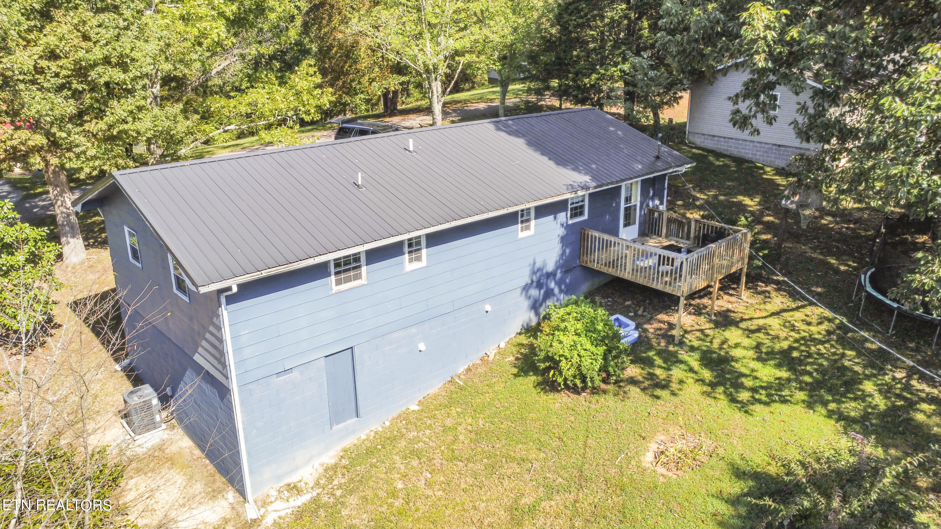 116 Tan Bark Lane, LaFollette