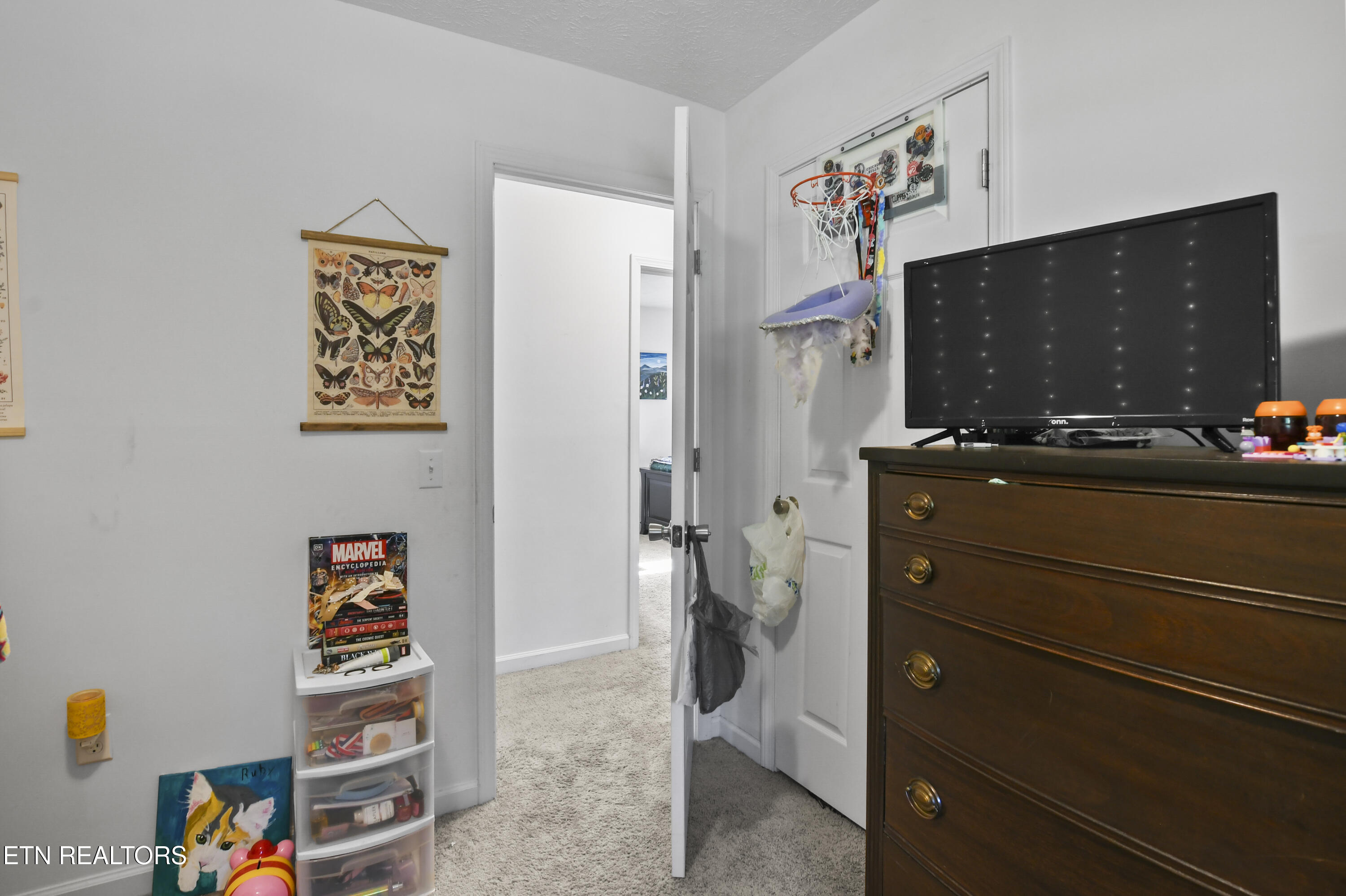 116 Tan Bark Lane, LaFollette