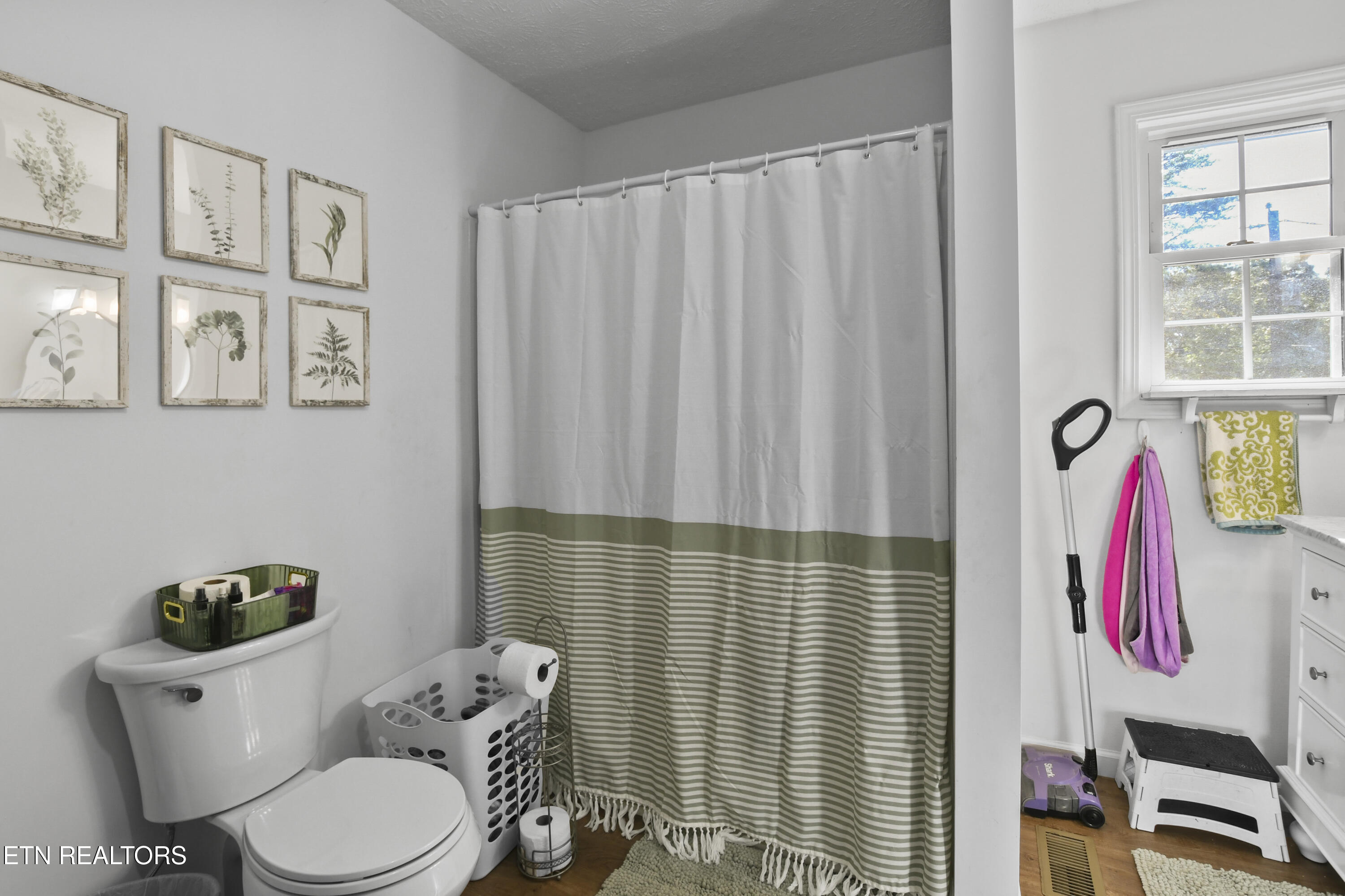 116 Tan Bark Lane, LaFollette