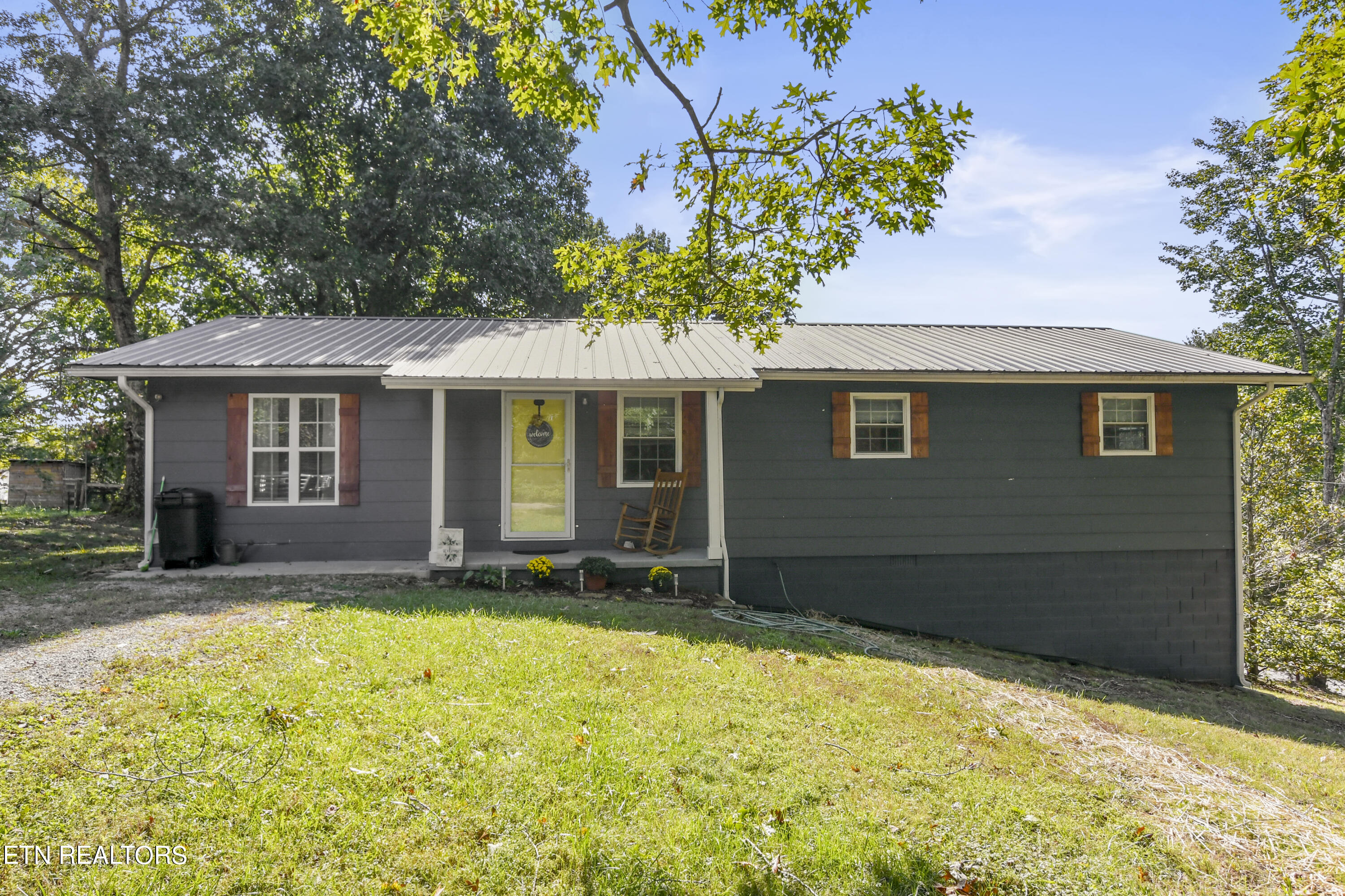 116 Tan Bark Lane, LaFollette