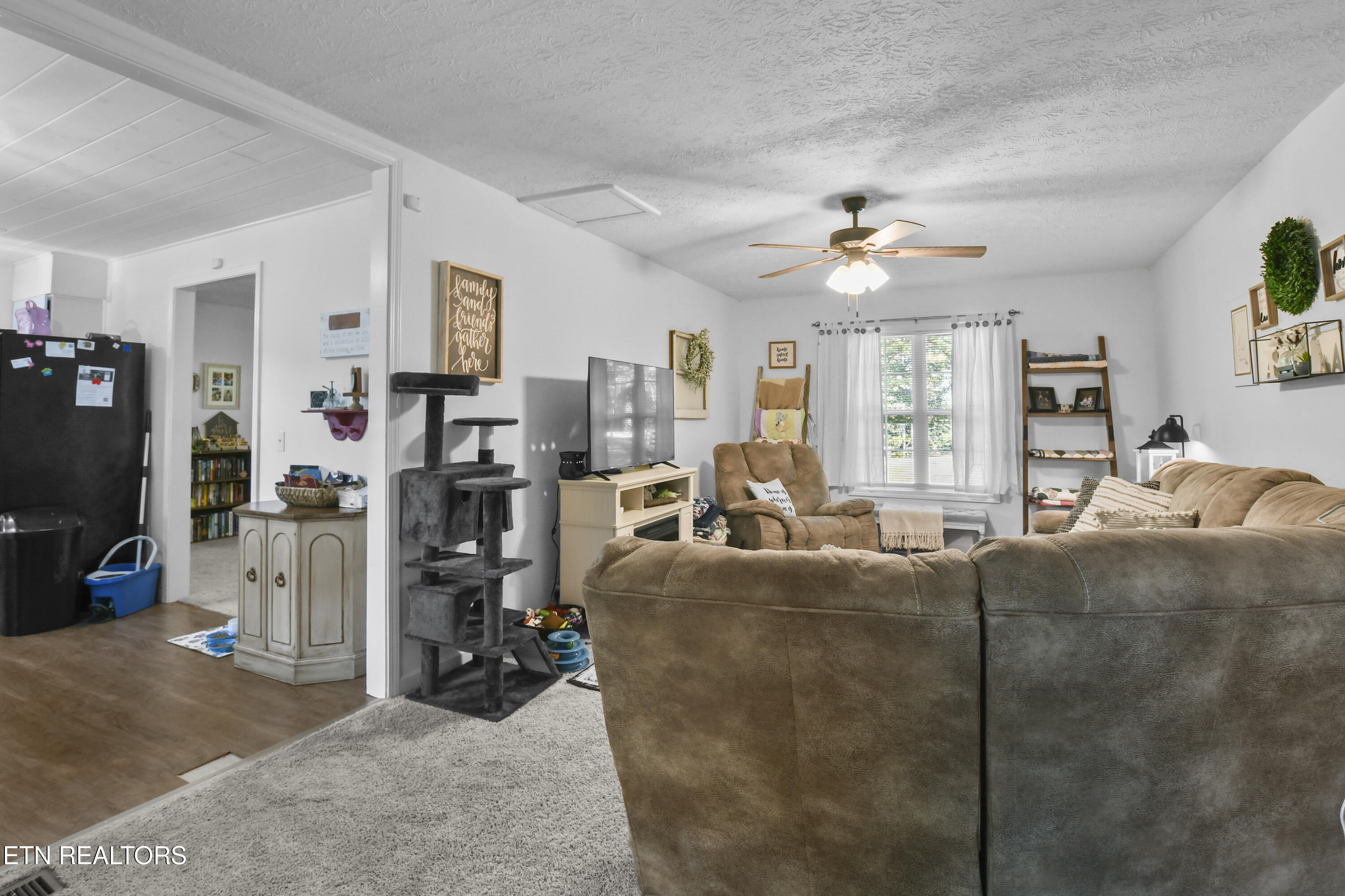 116 Tan Bark Lane, LaFollette