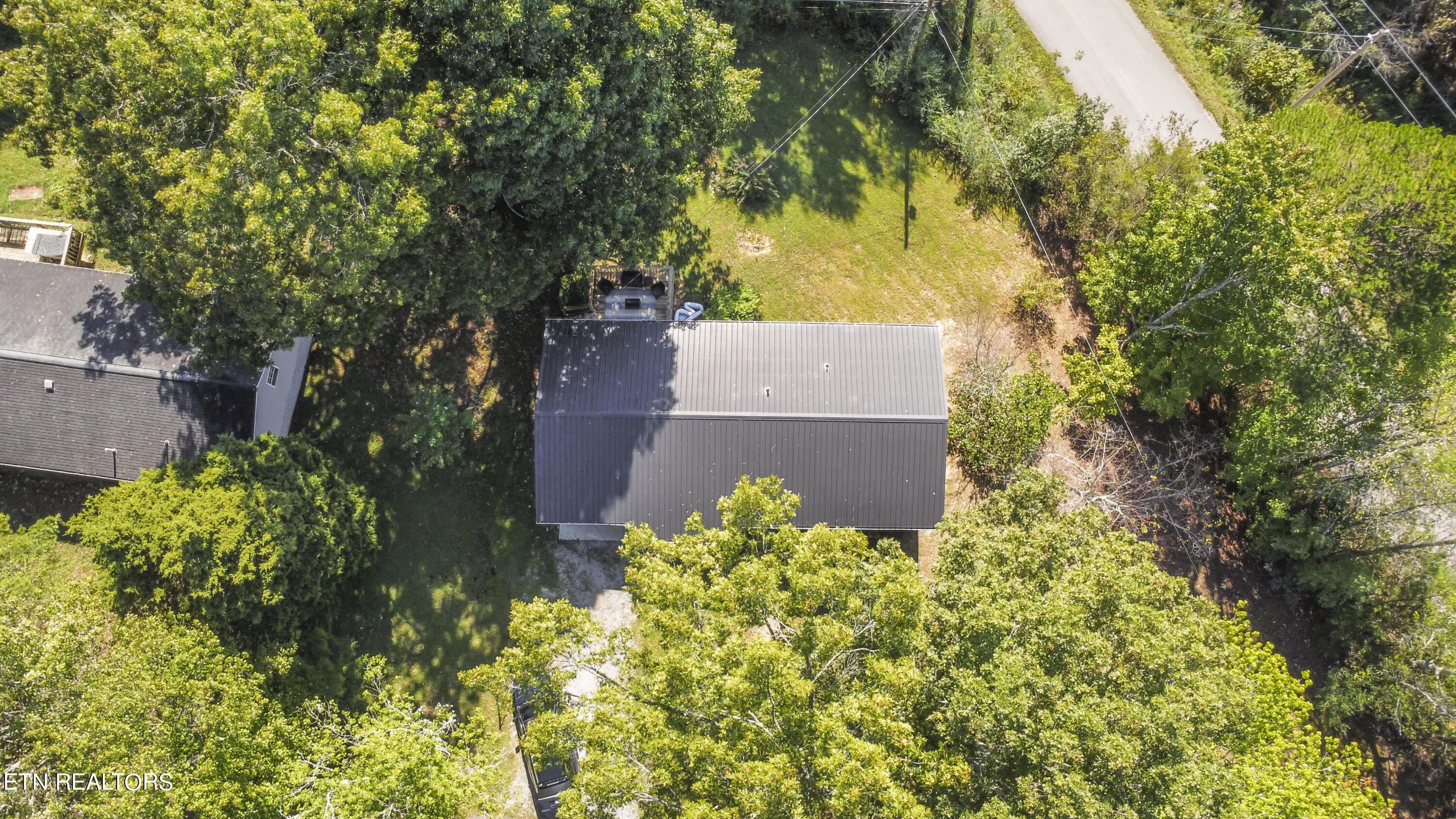 116 Tan Bark Lane, LaFollette