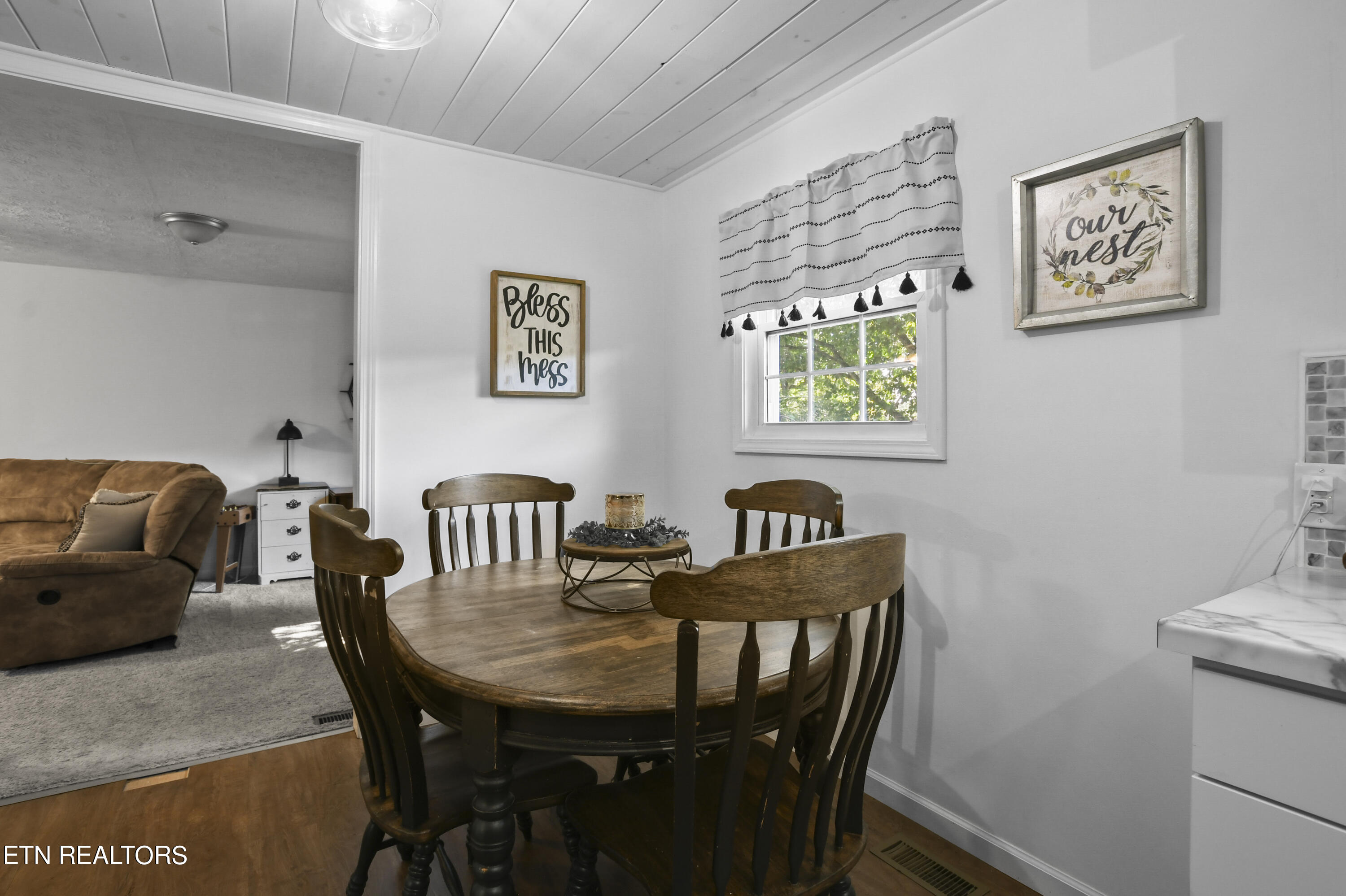 116 Tan Bark Lane, LaFollette