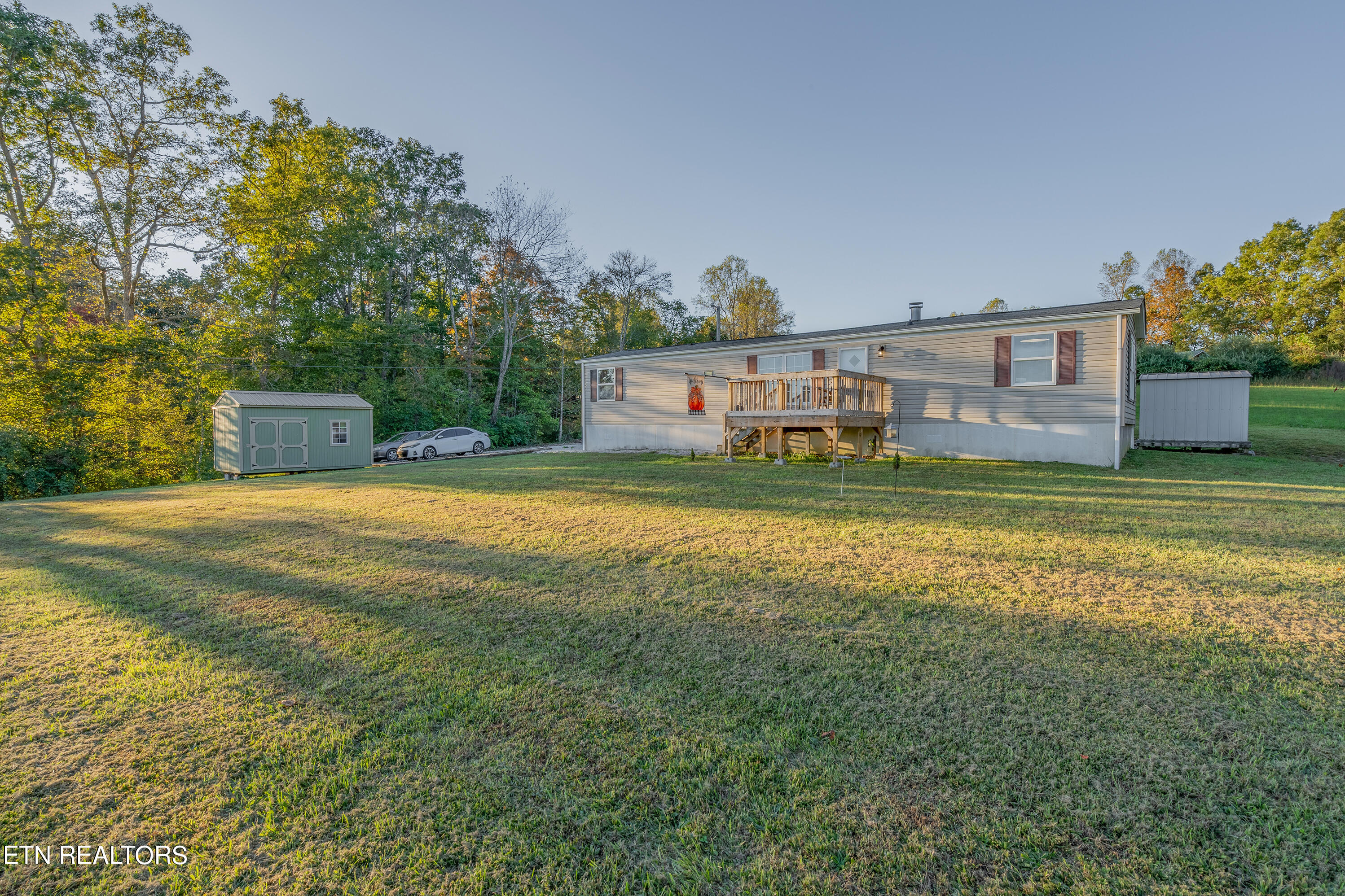 176 Woodfield Lane, LaFollette