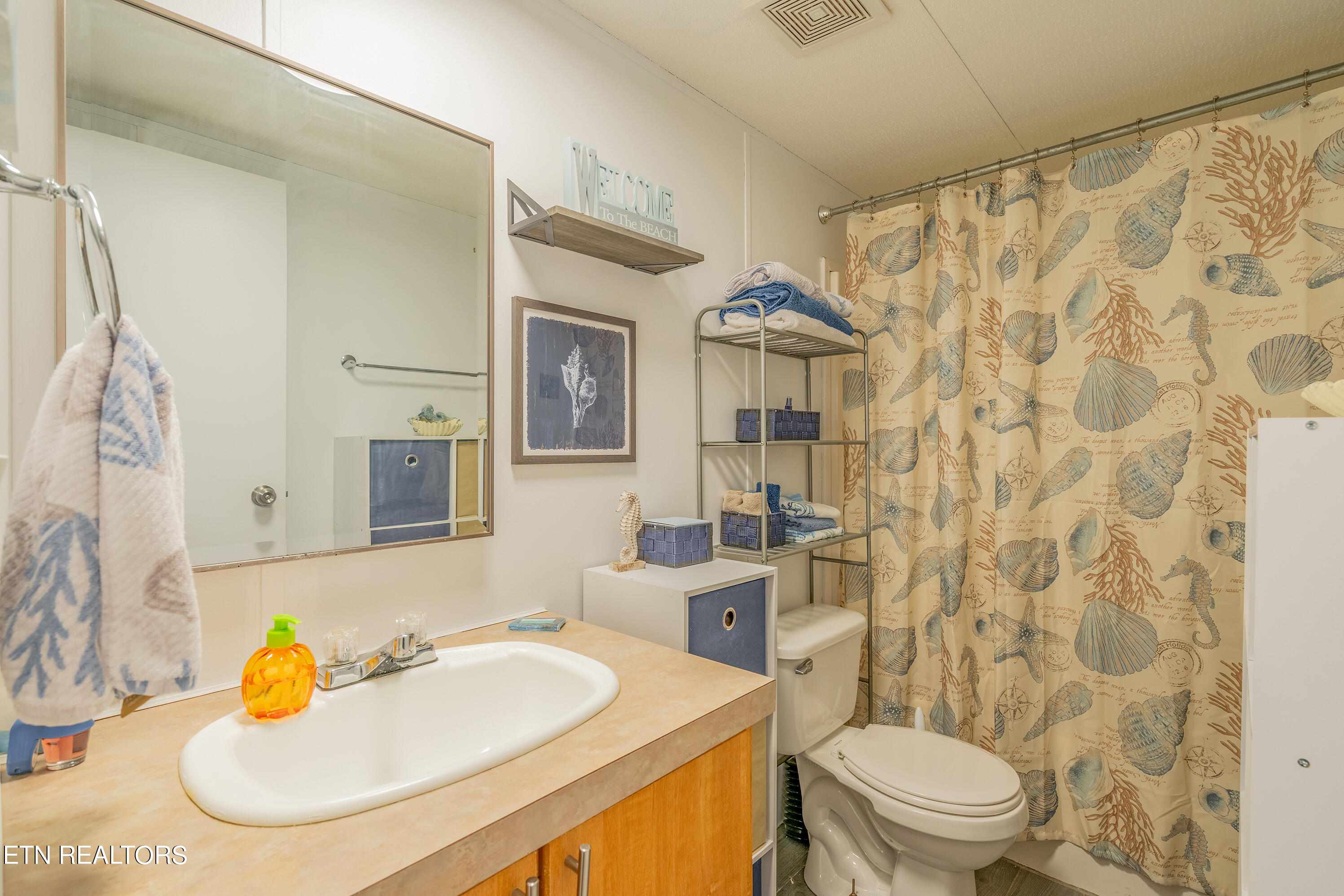 176 Woodfield Lane, LaFollette