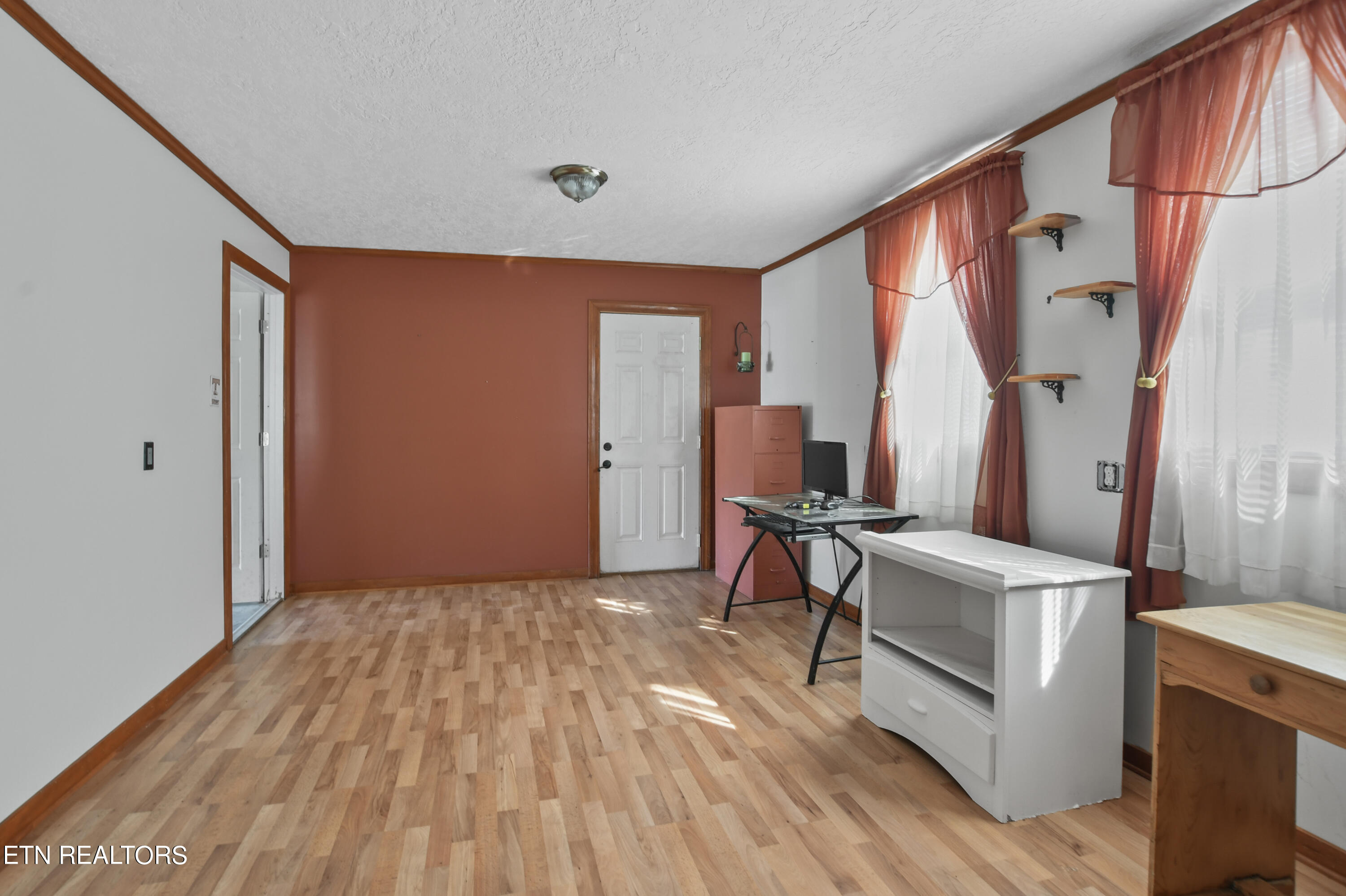 128 Davis Rd, LaFollette