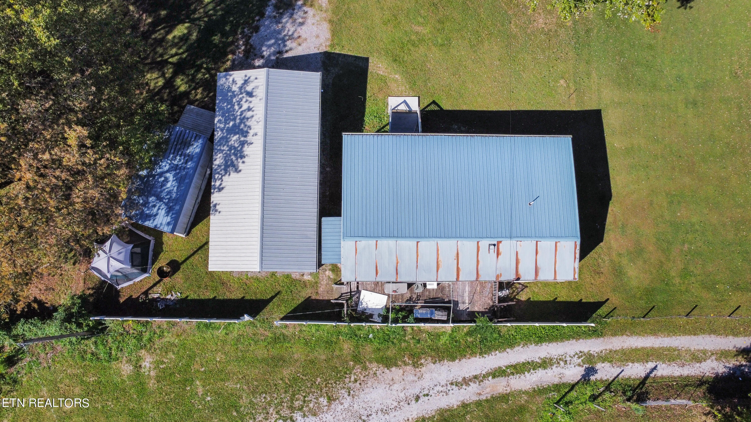 128 Davis Rd, LaFollette
