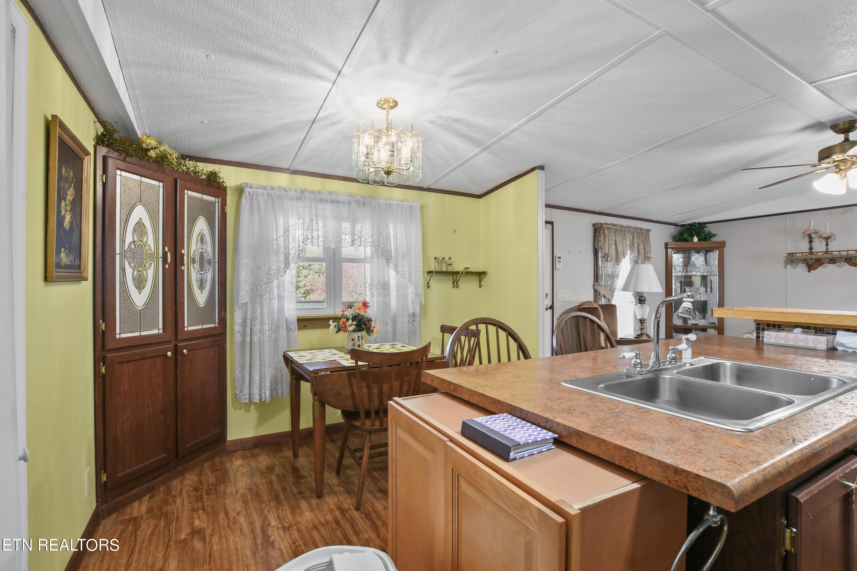 128 Davis Rd, LaFollette