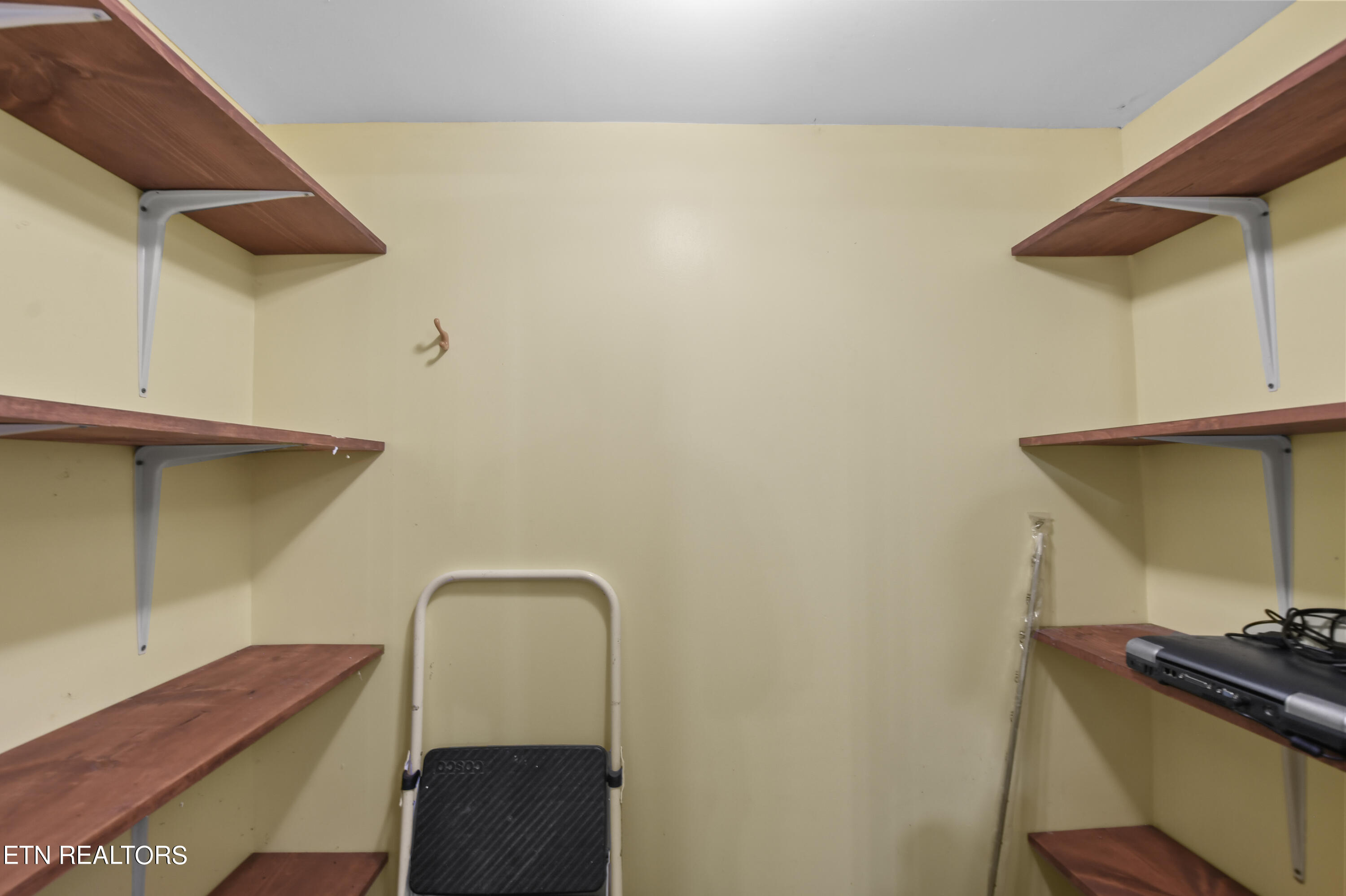 128 Davis Rd, LaFollette