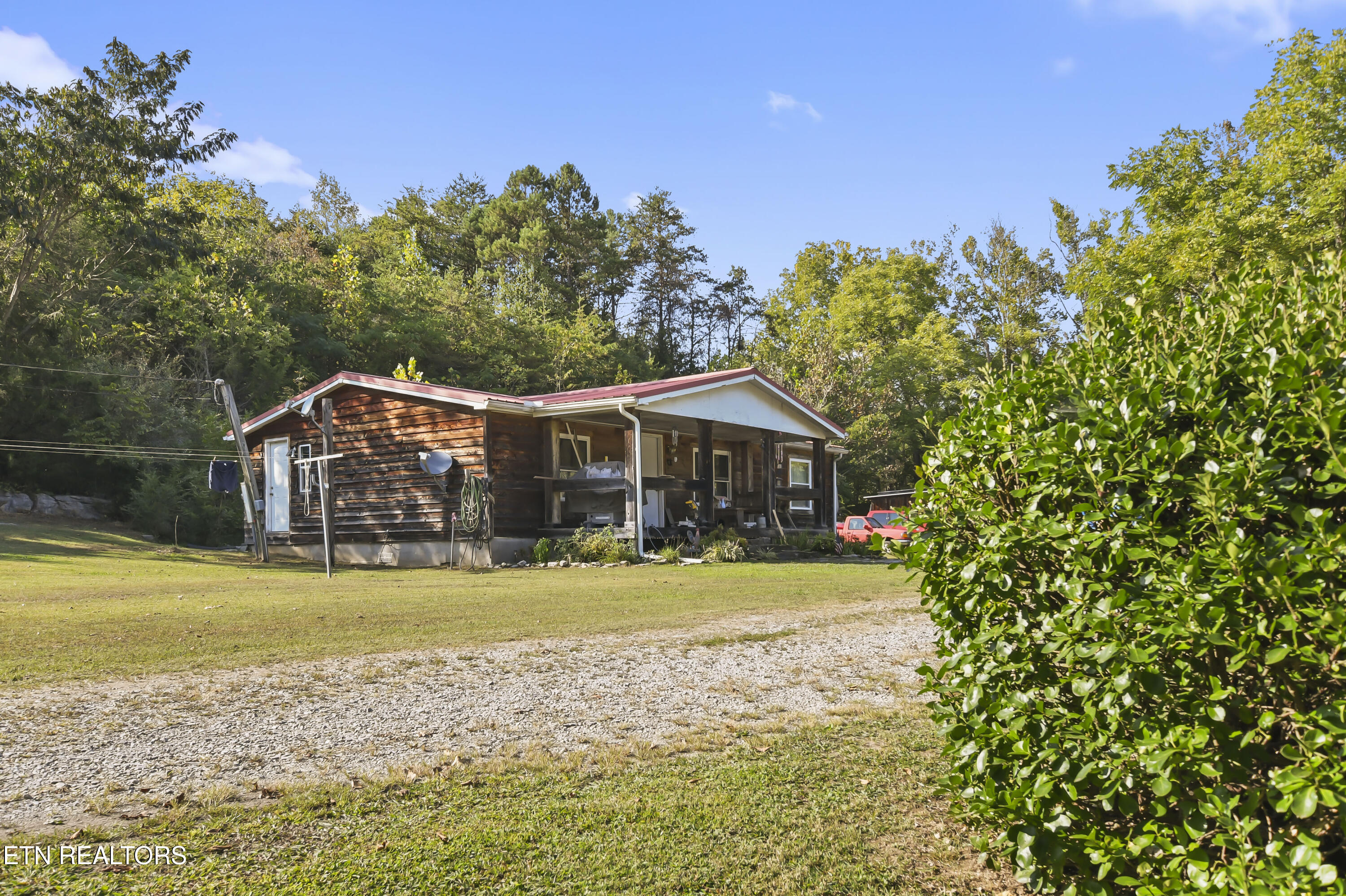 291 Howard Rd, LaFollette