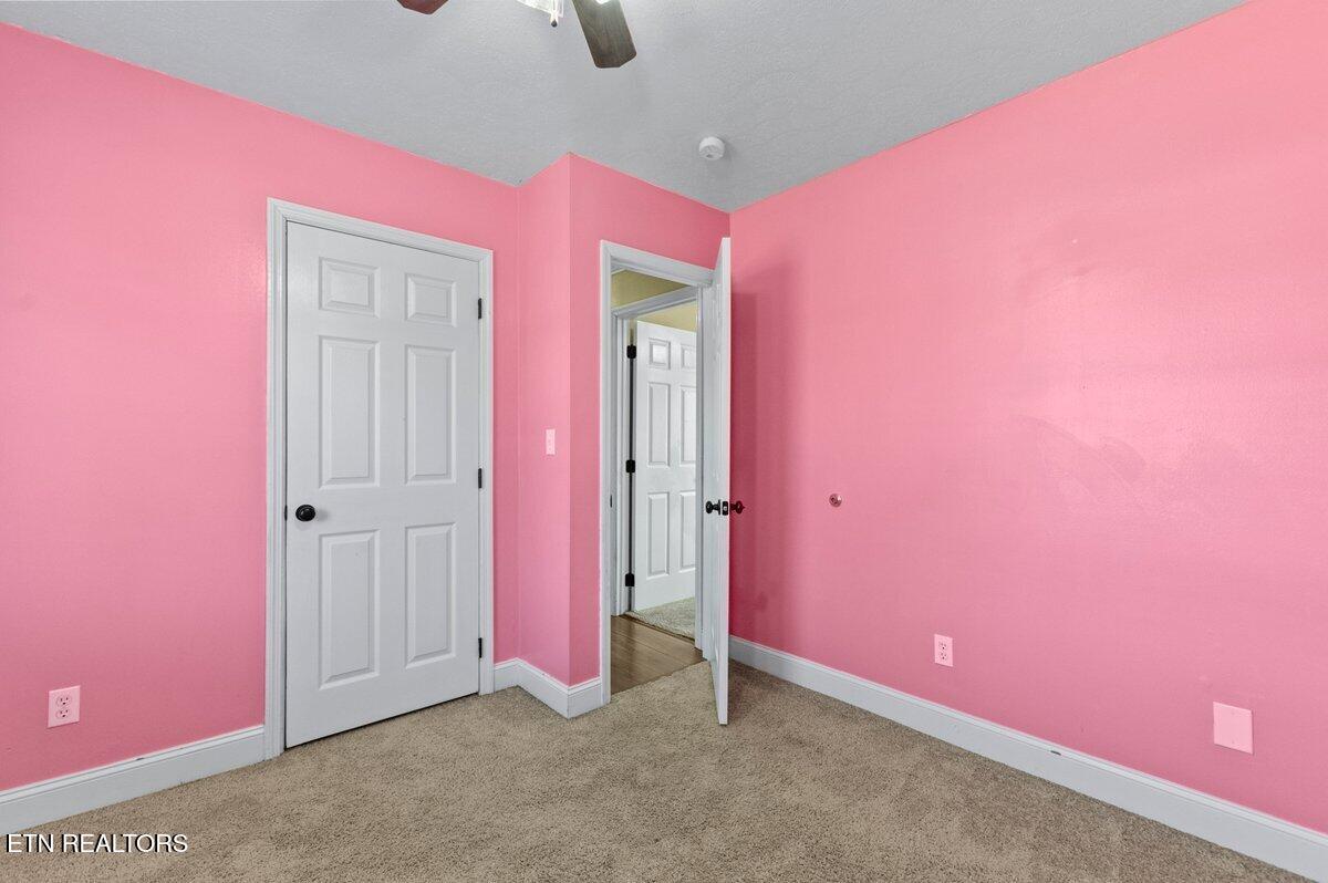 132 Gladefield Drive, LaFollette