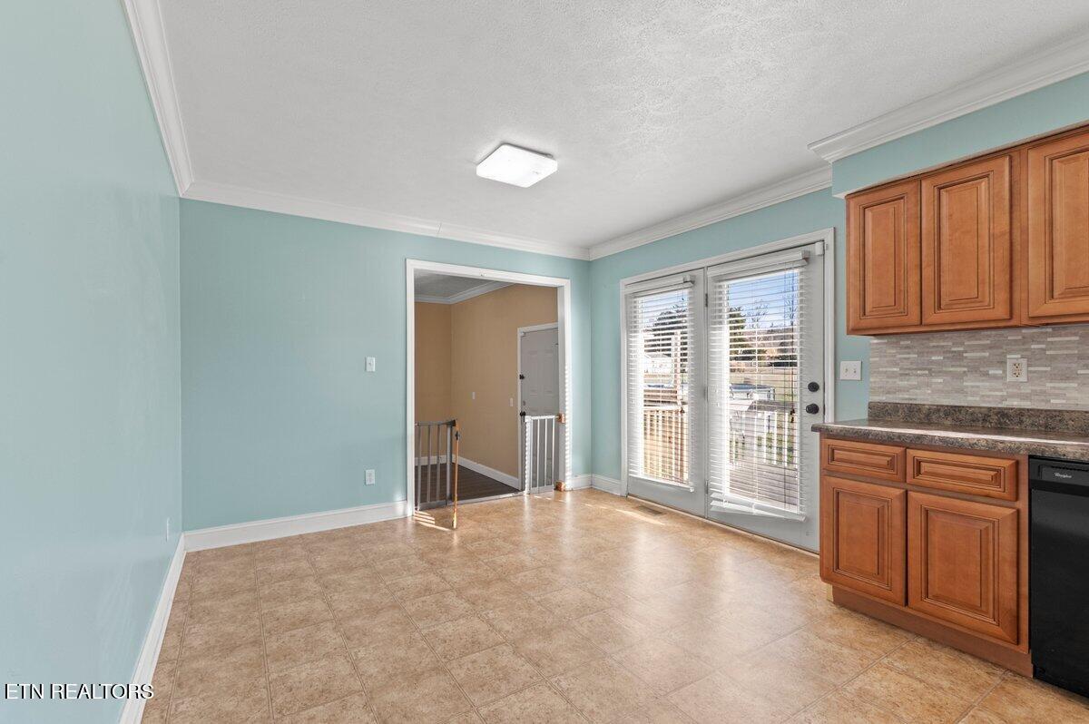 132 Gladefield Drive, LaFollette