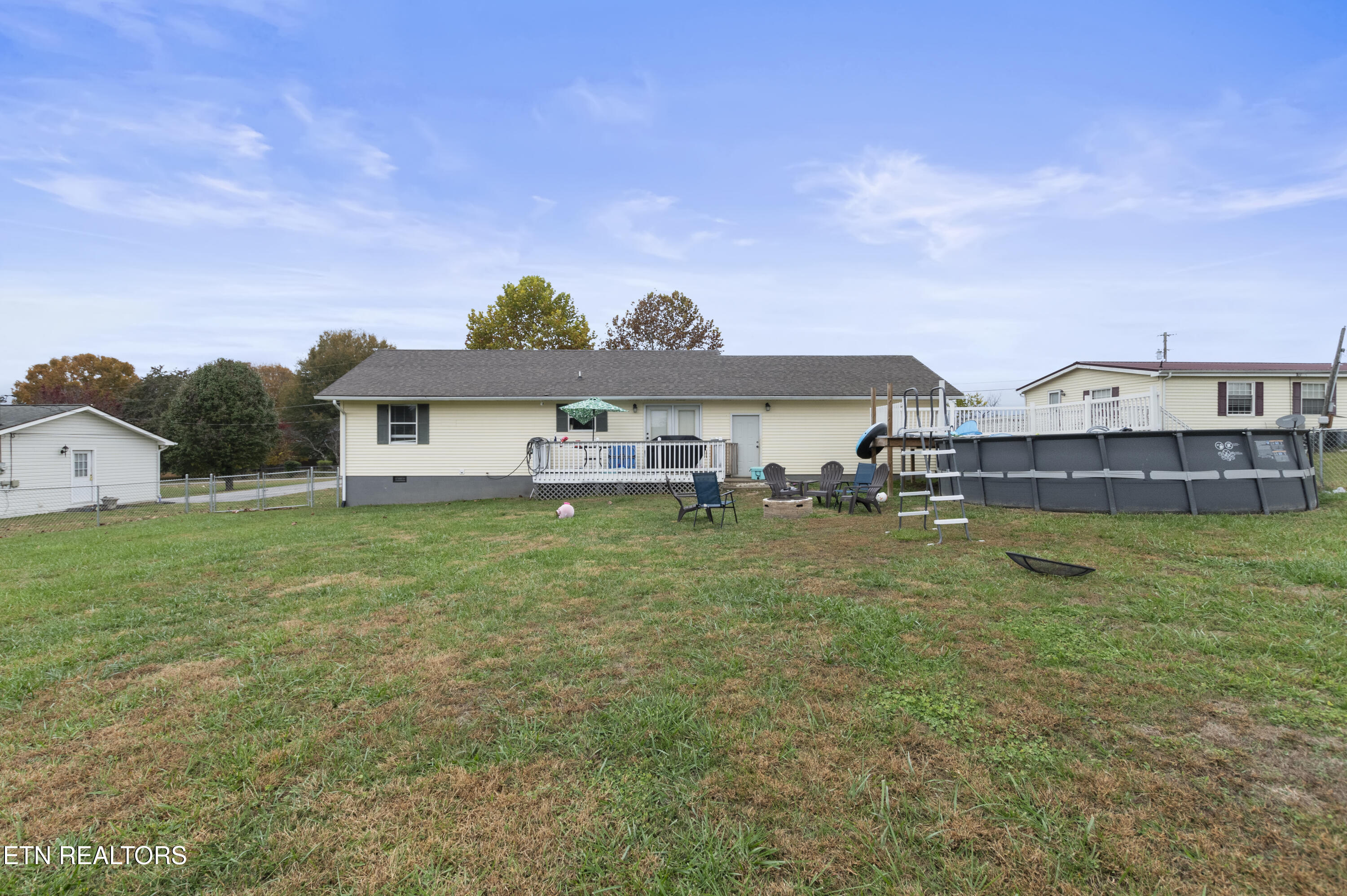 132 Gladefield Drive, LaFollette