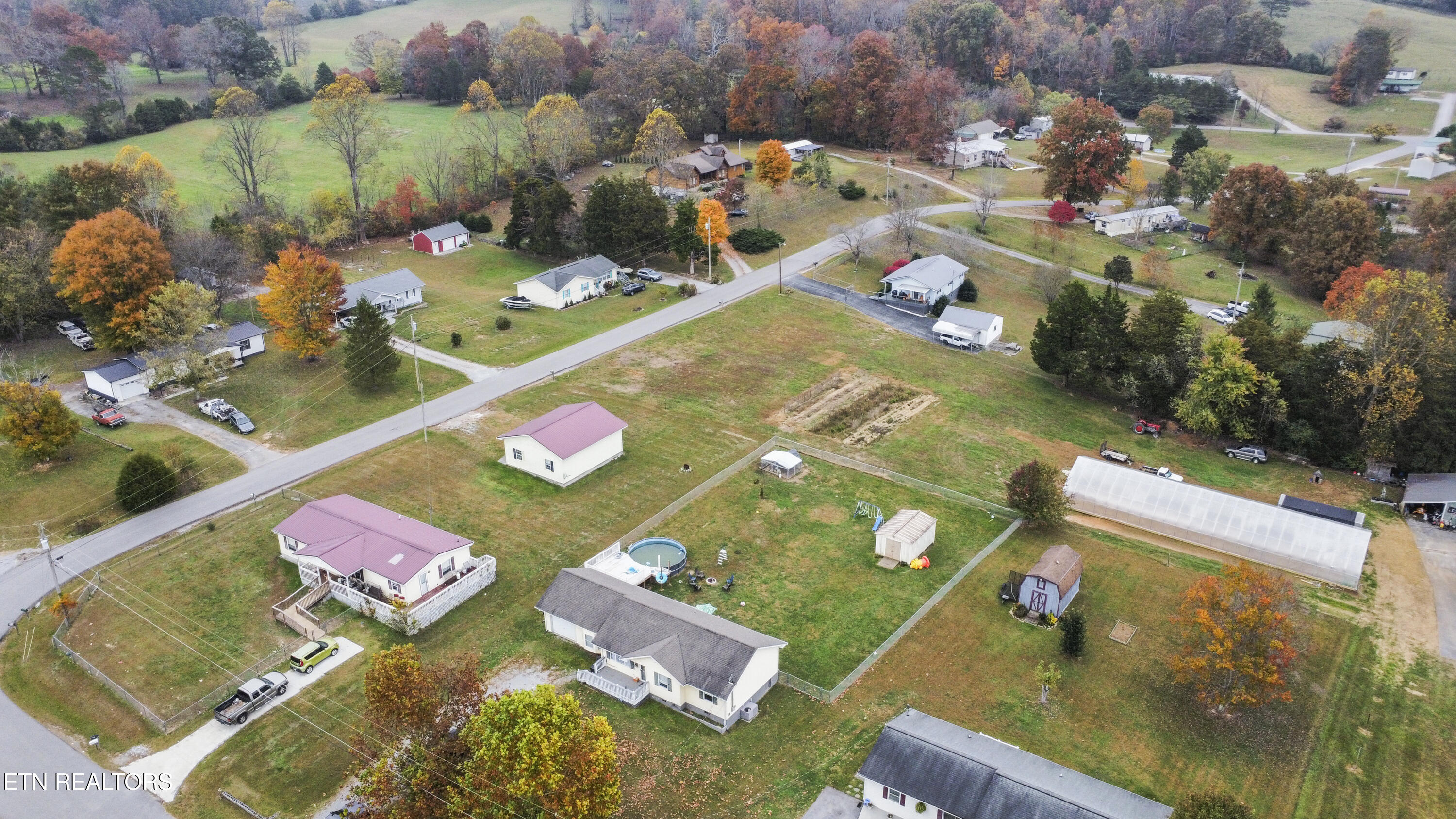 132 Gladefield Drive, LaFollette