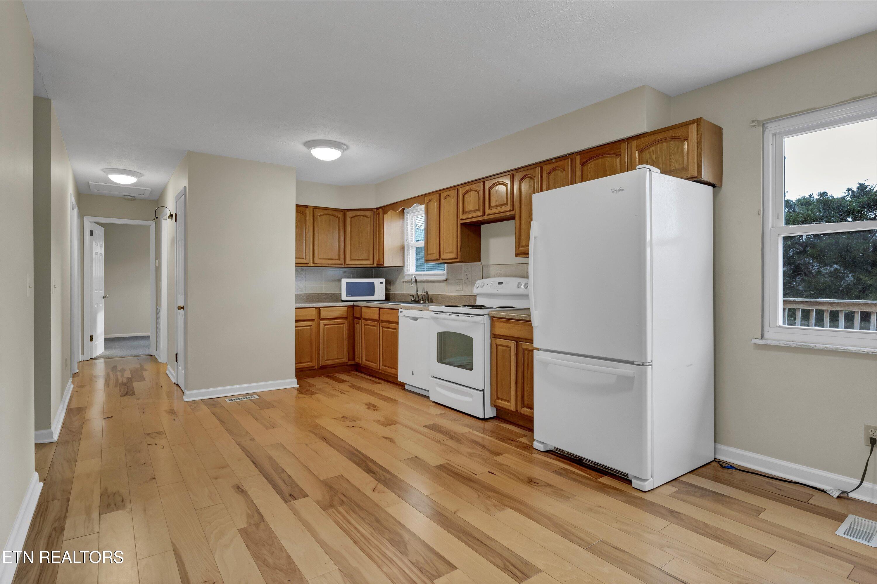 1622 Back Valley Rd, LaFollette