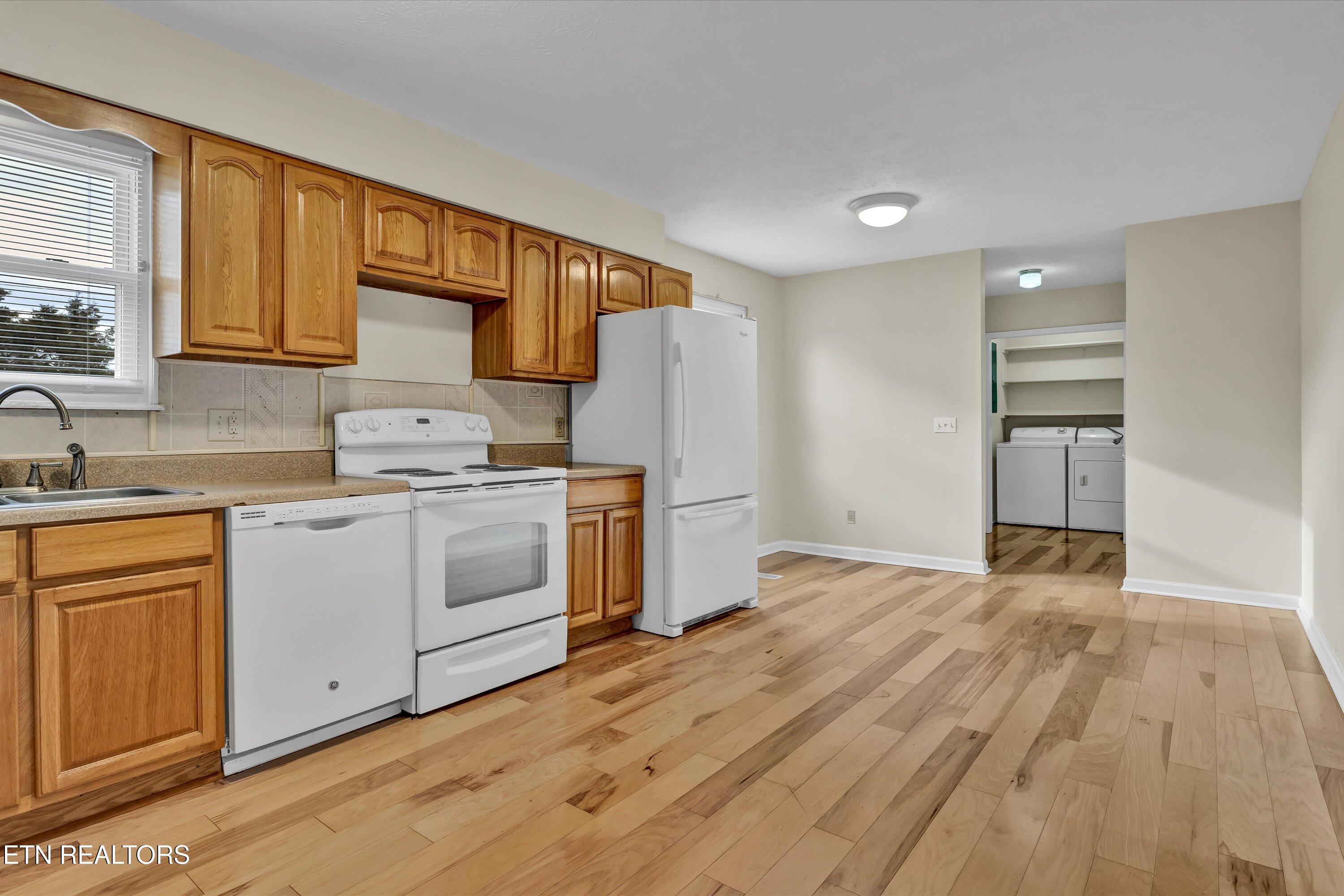 1622 Back Valley Rd, LaFollette