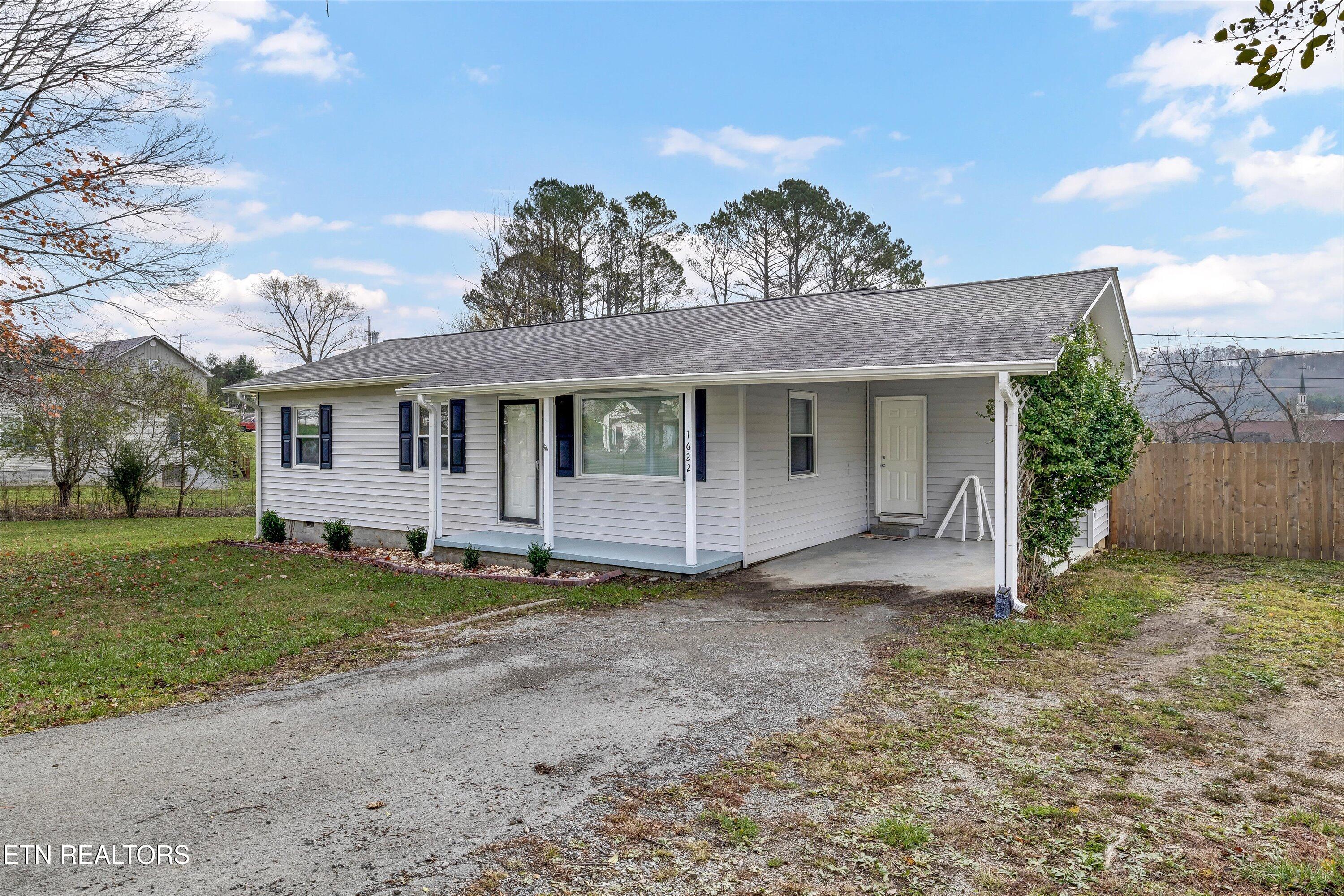 1622 Back Valley Rd, LaFollette