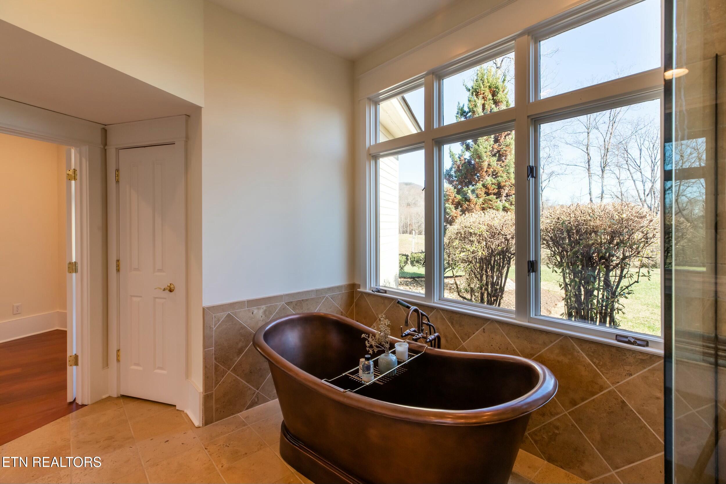 298 Butter and Egg Rd