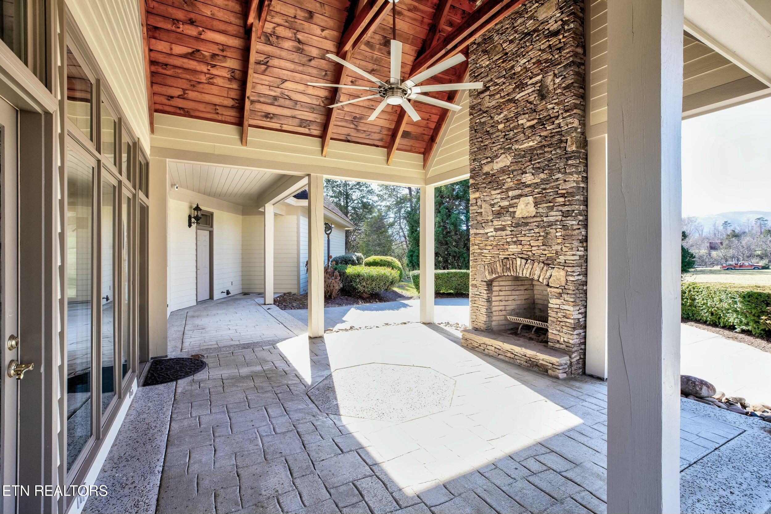 298 Butter and Egg Rd