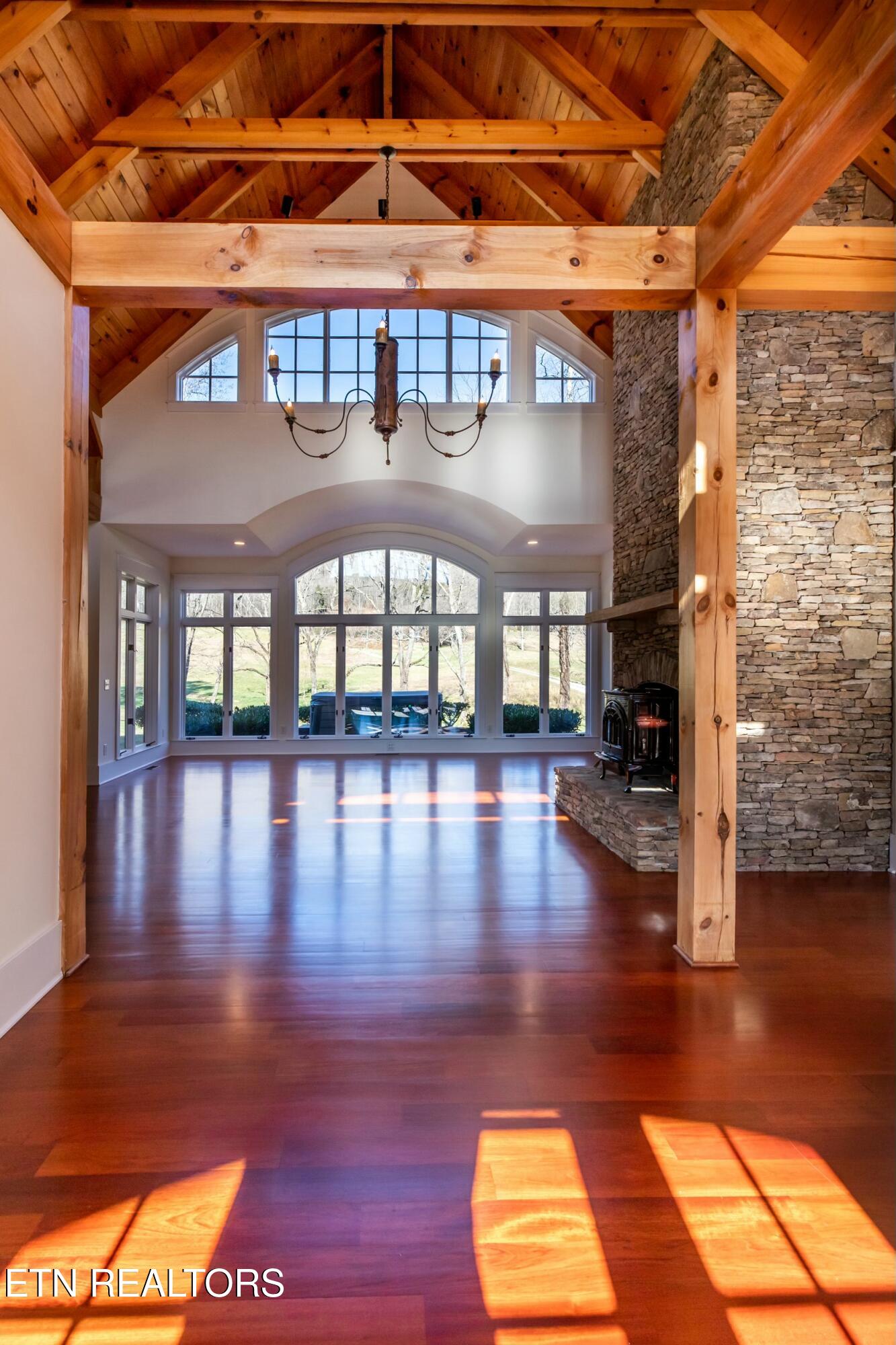 298 Butter and Egg Rd