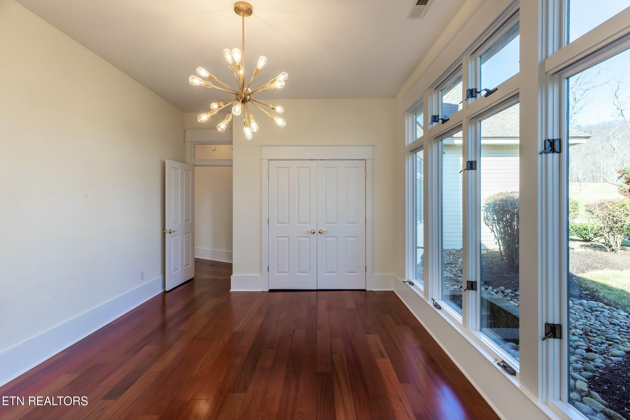 298 Butter and Egg Rd