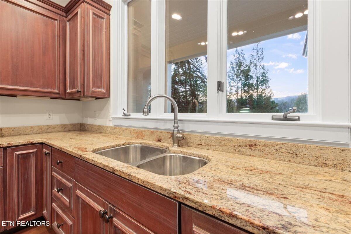 298 Butter and Egg Rd