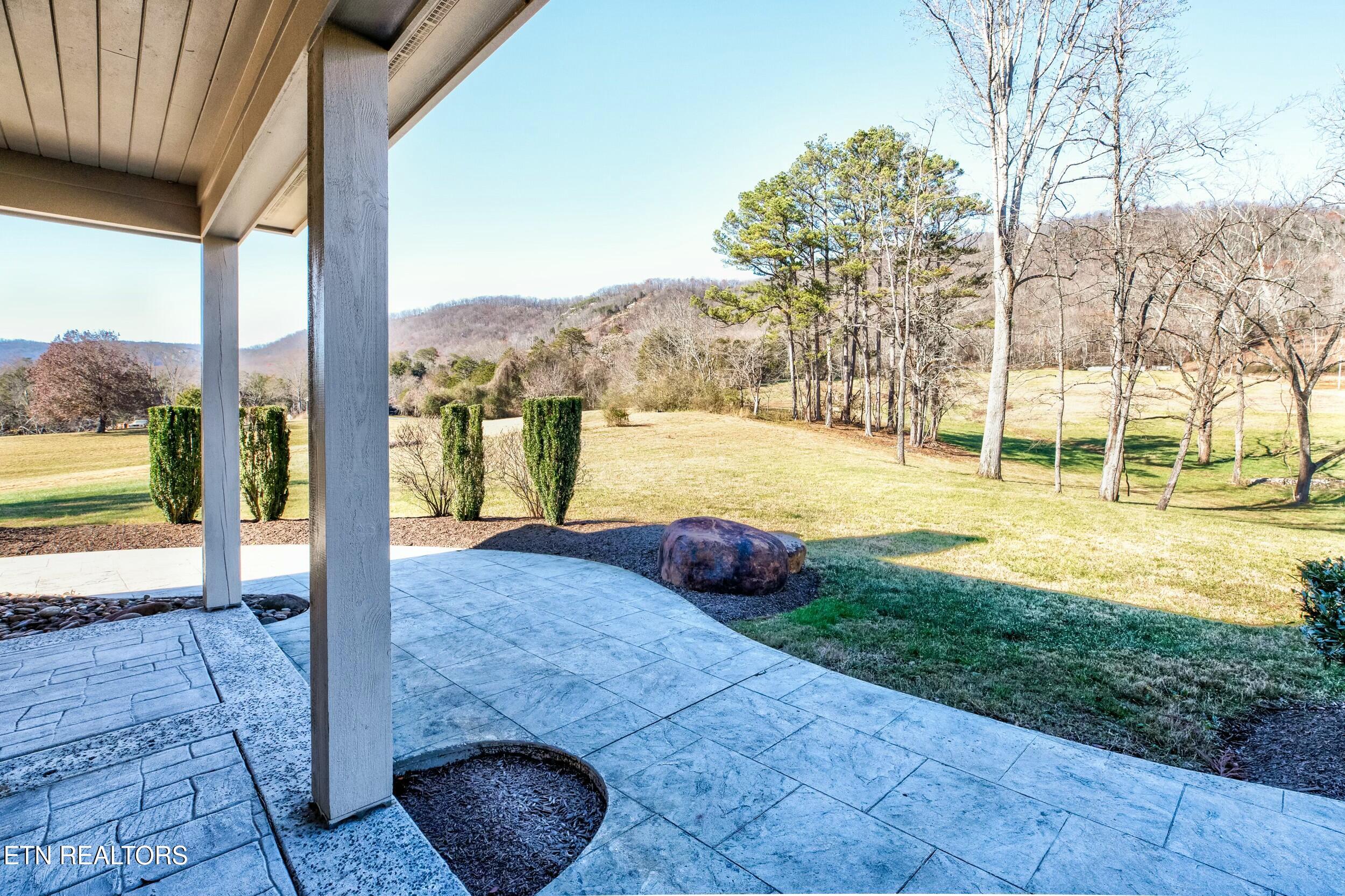 298 Butter and Egg Rd