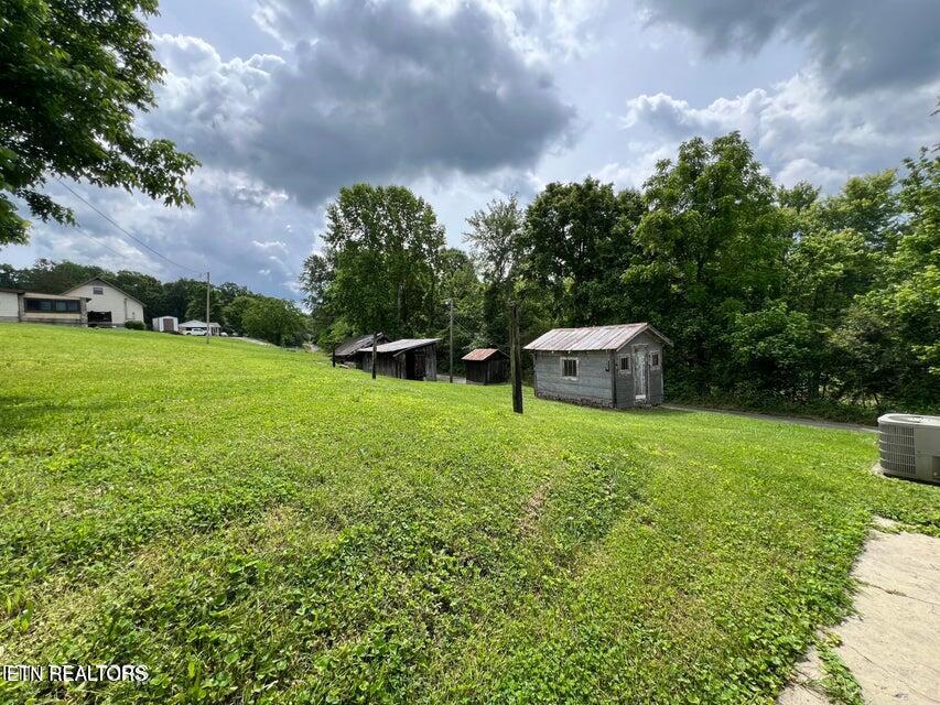 121 Sexton Lane