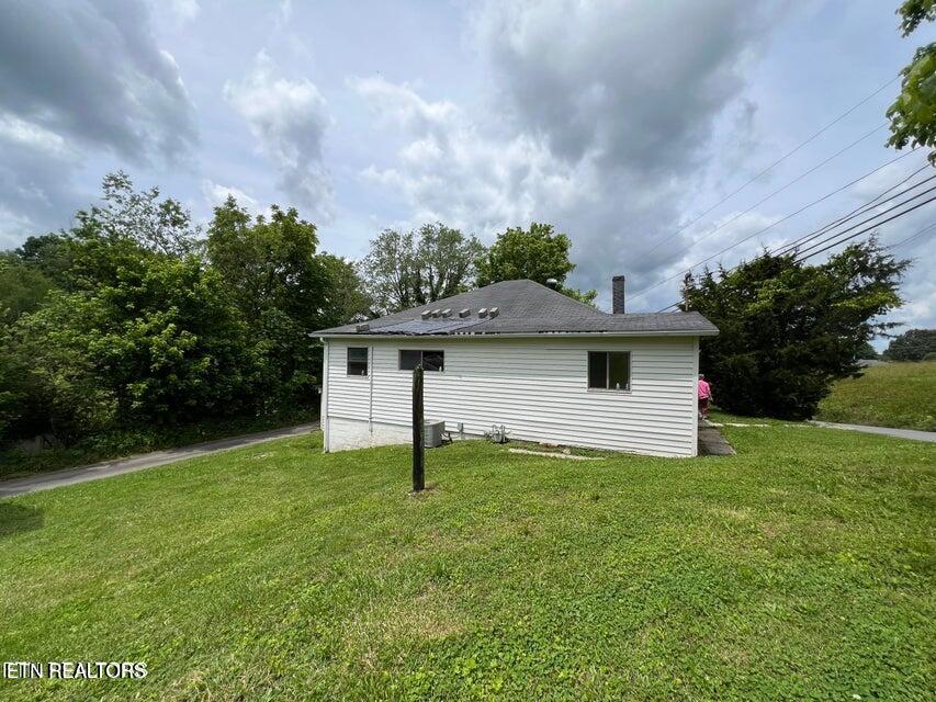 121 Sexton Lane