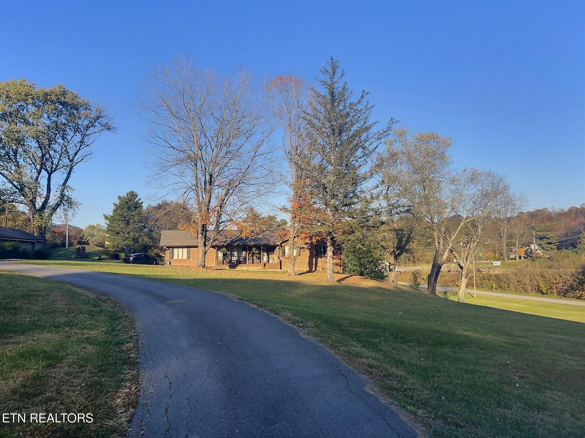1642 Old Jacksboro Hwy, LaFollette