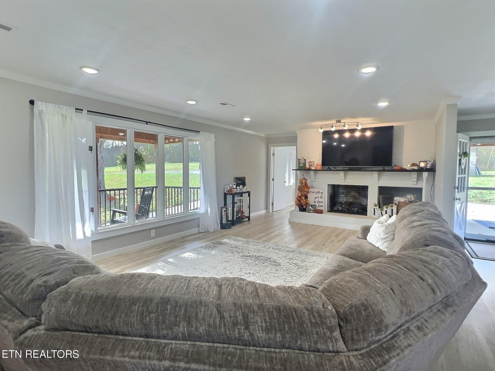 1642 Old Jacksboro Hwy, LaFollette