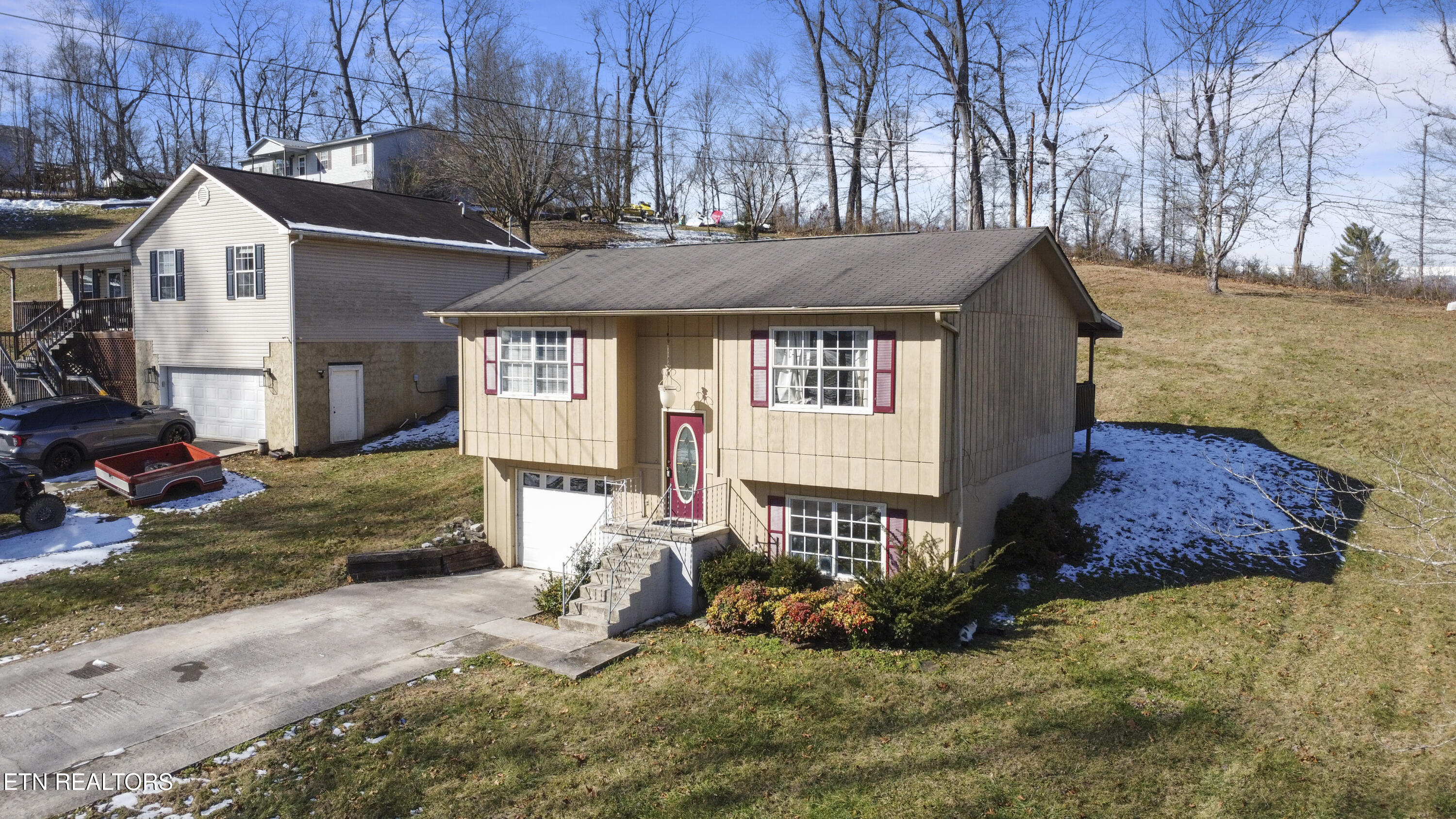 320 Hollifield Drive