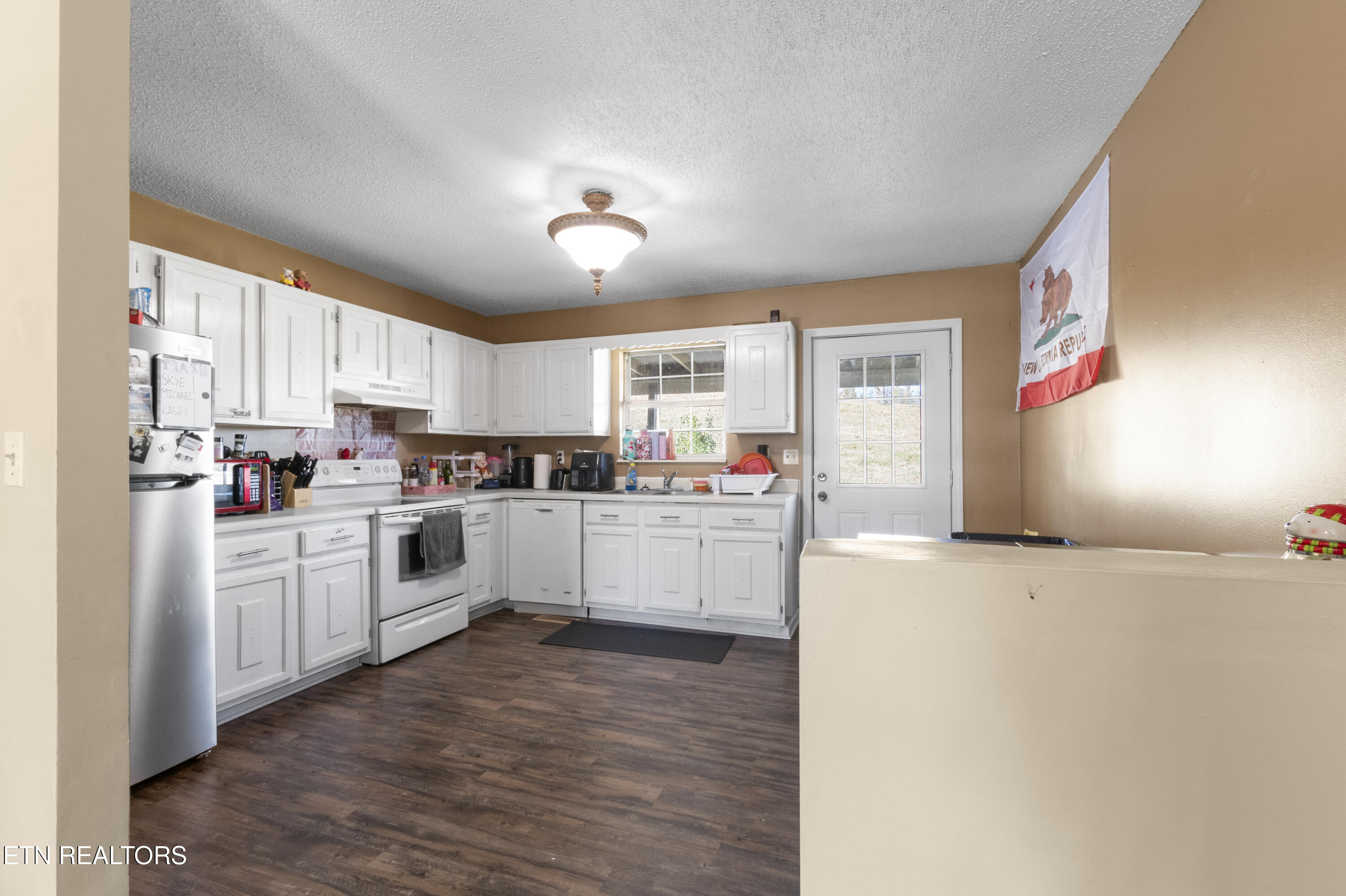 320 Hollifield Drive