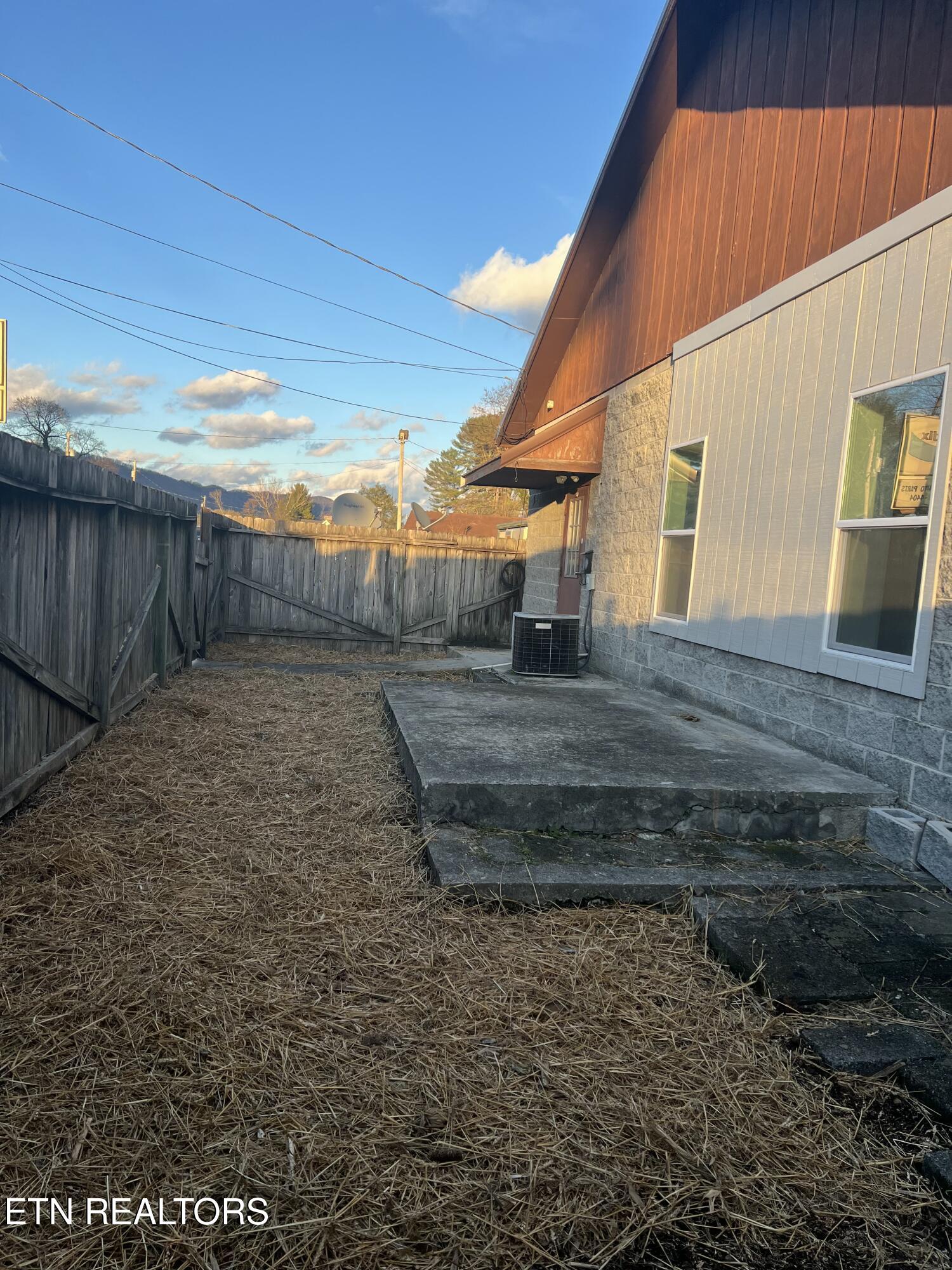 605 W Beech St, 103, LaFollette Unit: 103