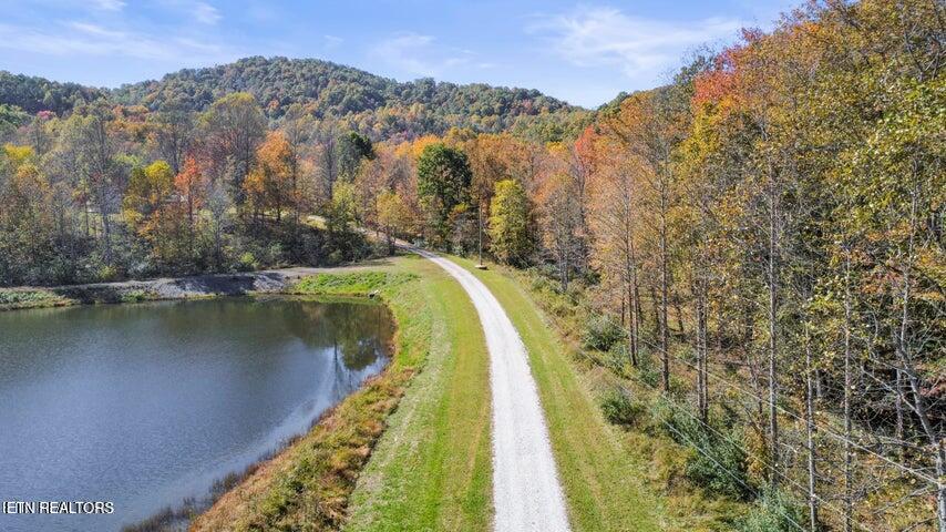 4601 White Oak Rd