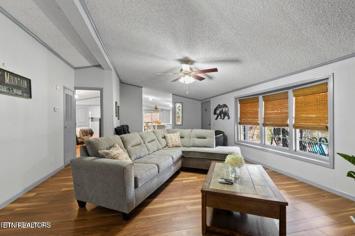 4601 White Oak Rd
