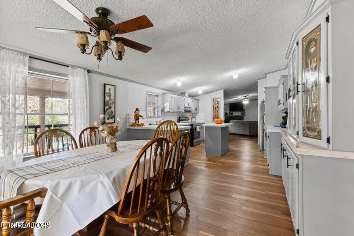4601 White Oak Rd