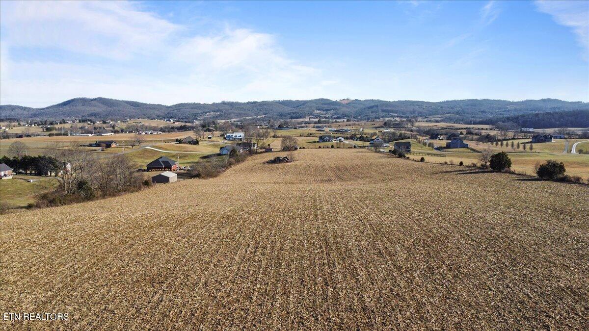 1203 Cross Valley Rd, LaFollette