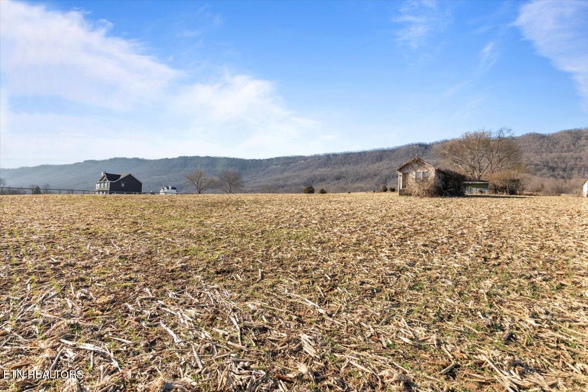 1203 Cross Valley Rd, LaFollette